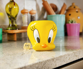 Looney Toons Tweety Bird 3D Sculpted Ceramic Mug | Holds 20 Ounces