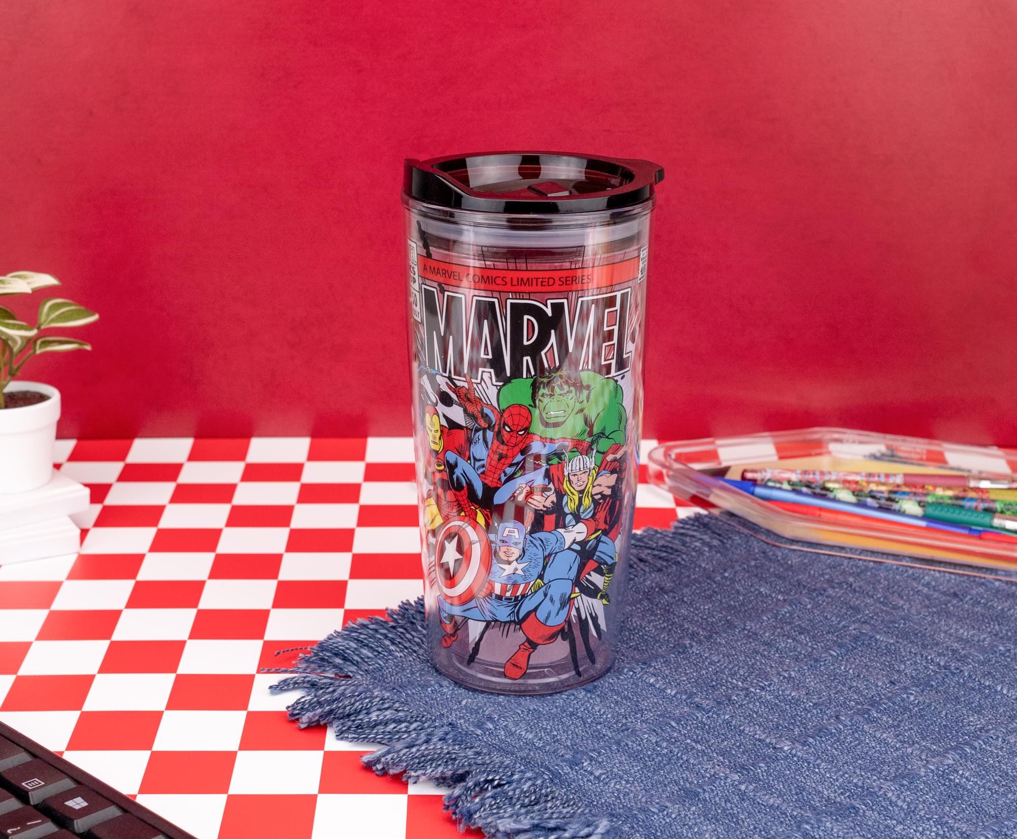 Marvel Comics Retro Plastic Travel Tumbler With Lid | Holds 20 Ounces