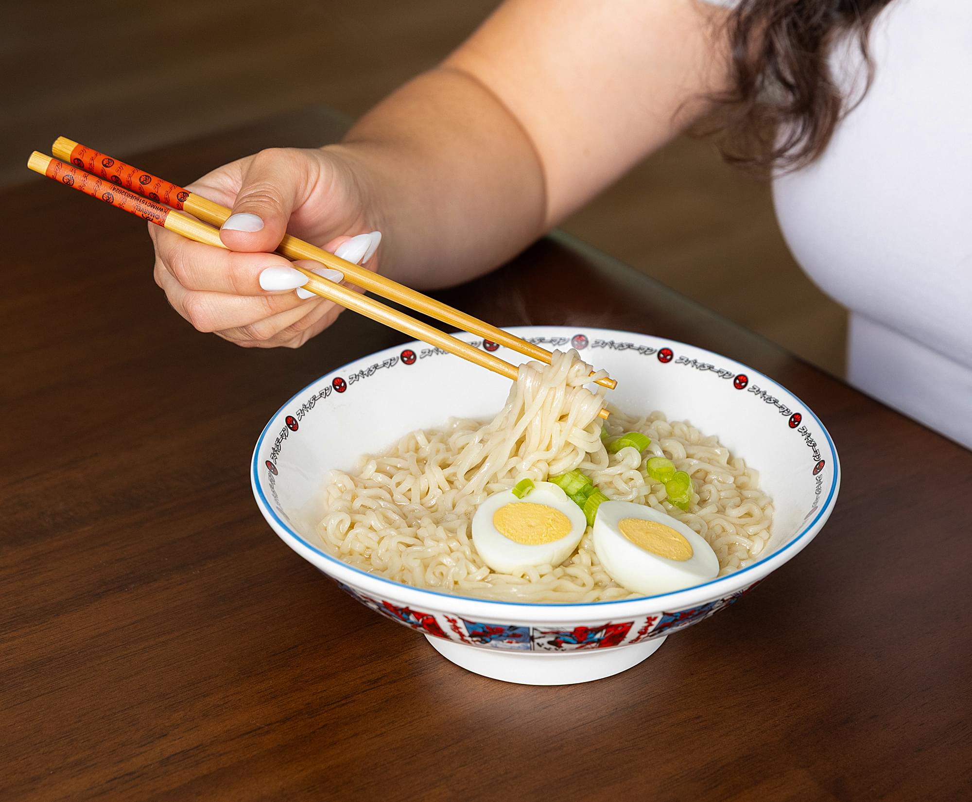 Marvel Spider-Man Manga Panels 30-Ounce Ramen Bowl and Chopstick Set