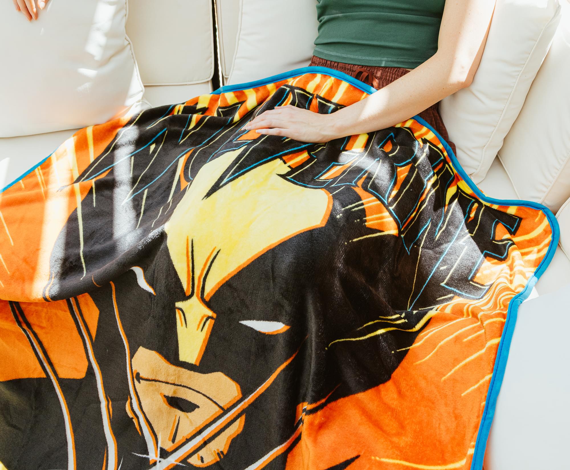 Marvel X-Men Wolverine "Snikt!" Fleece Throw Blanket | 45 x 60 Inches