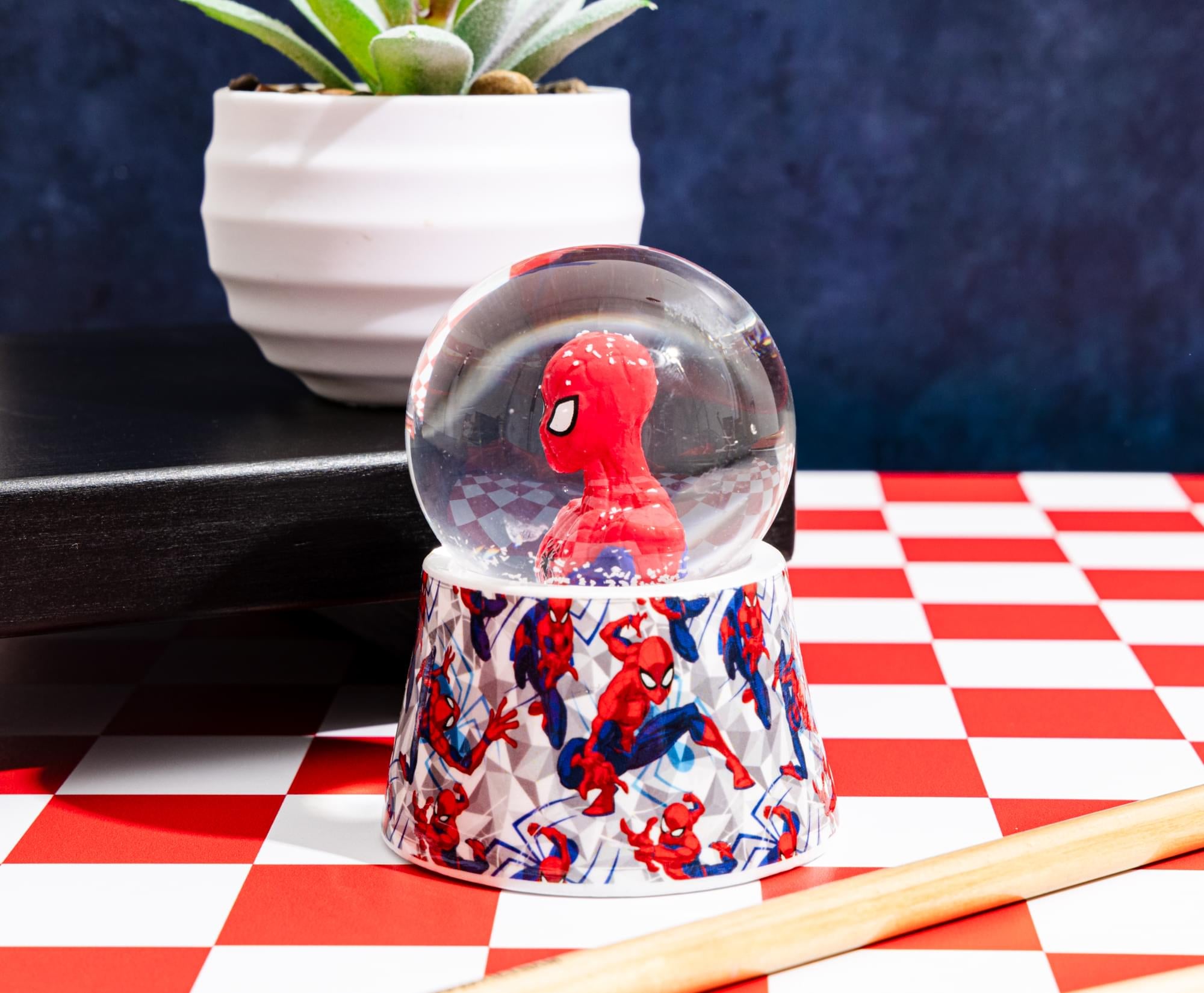 Marvel Spider-Man 3-Inch Mini Light-Up Snow Globe