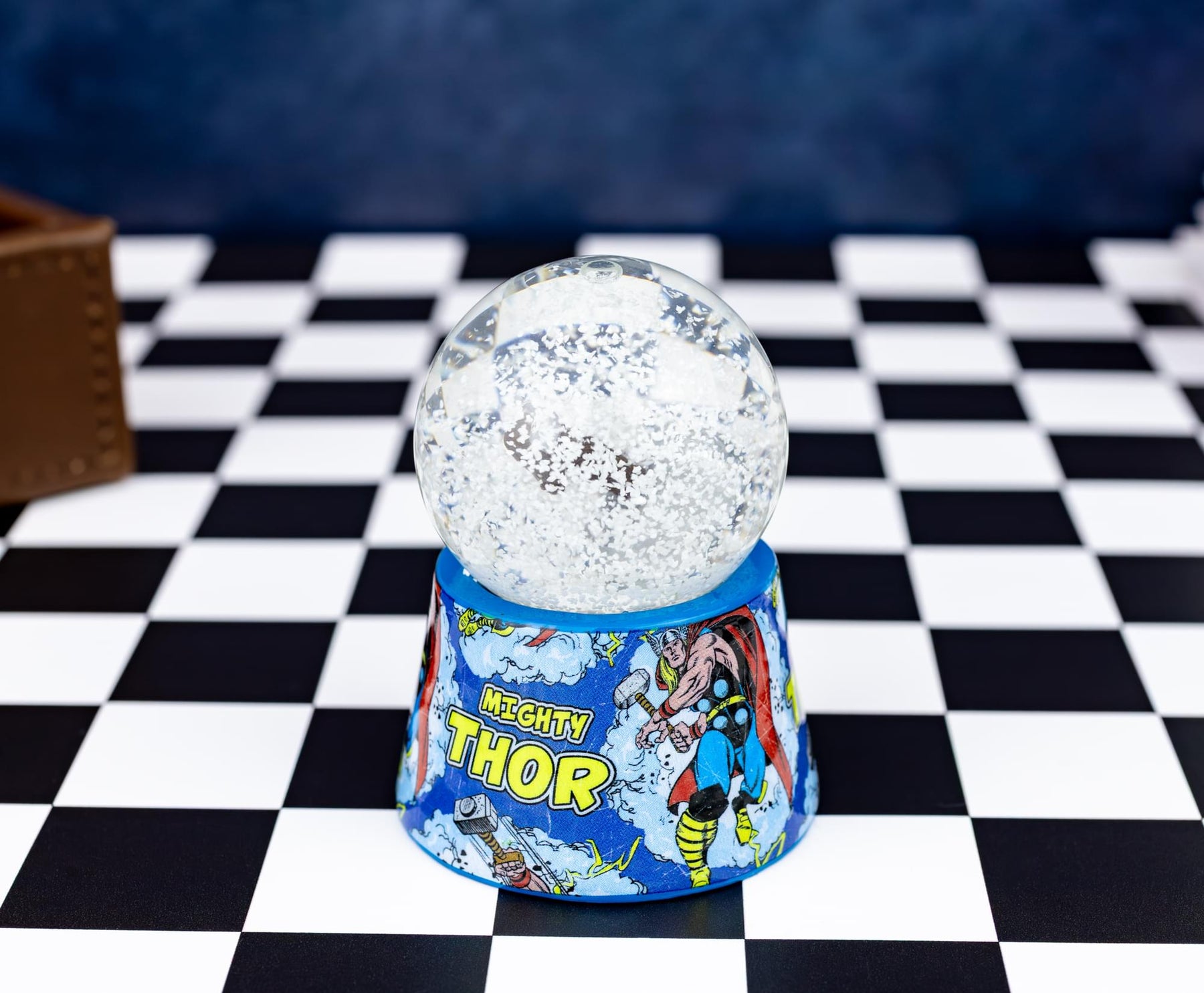 Marvel Thor's Hammer Mjolnir 3-Inch Mini Light-Up Snow Globe