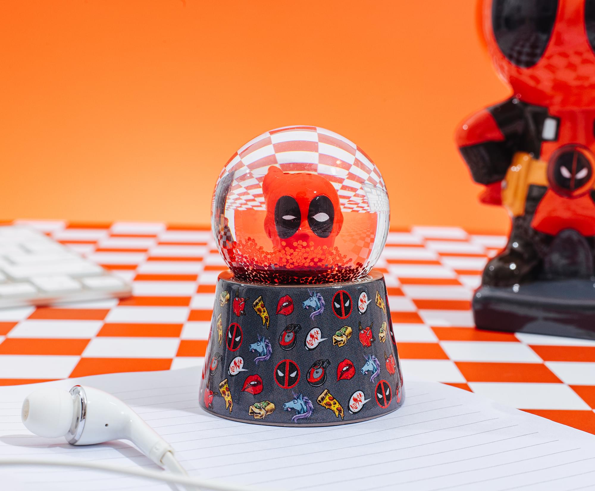 Marvel Deadpool 3-Inch Mini Light-Up Snow Globe