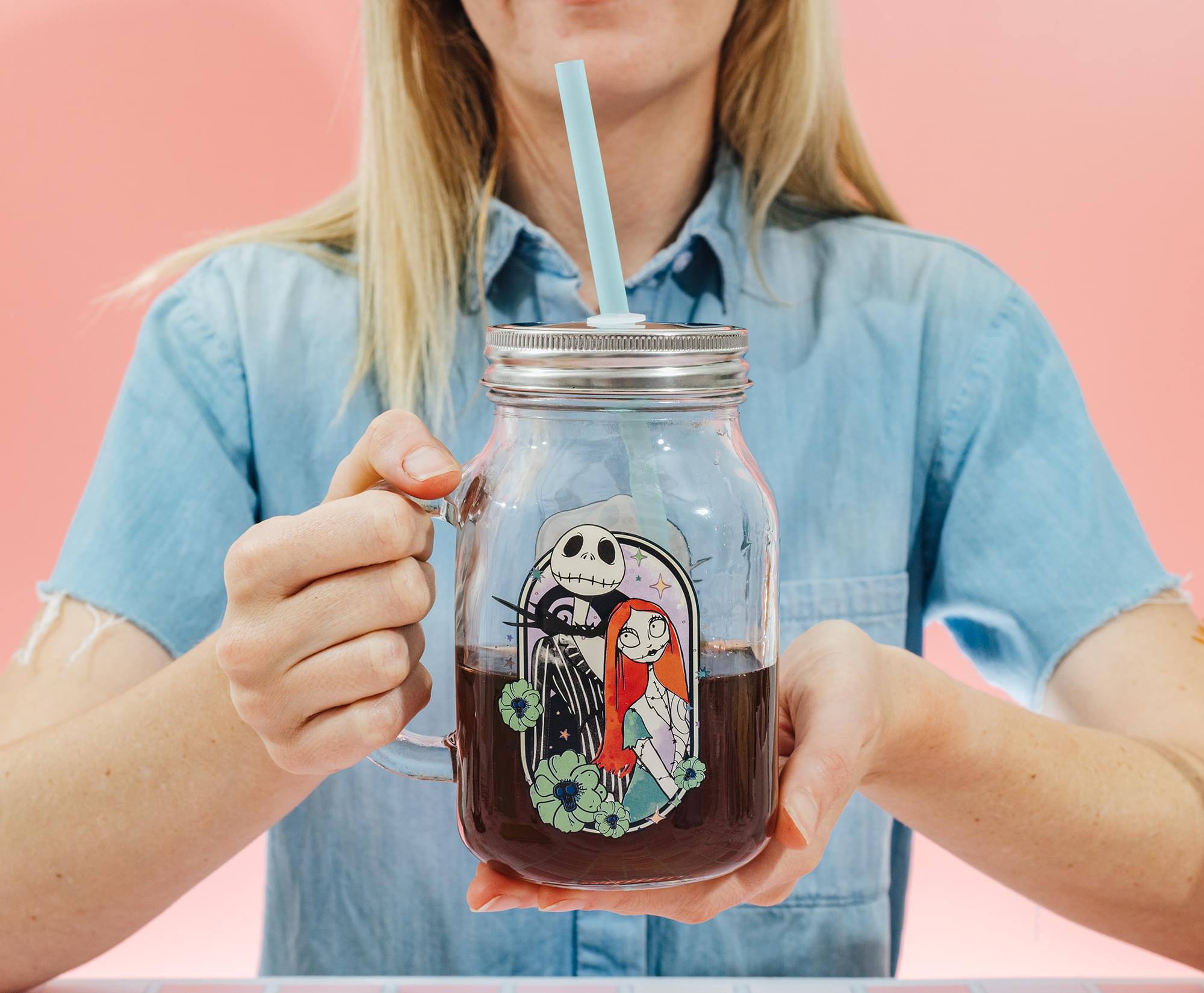 Disney The Nightmare Before Christmas Jack and Sally 21-Ounce Glass Mason Jar