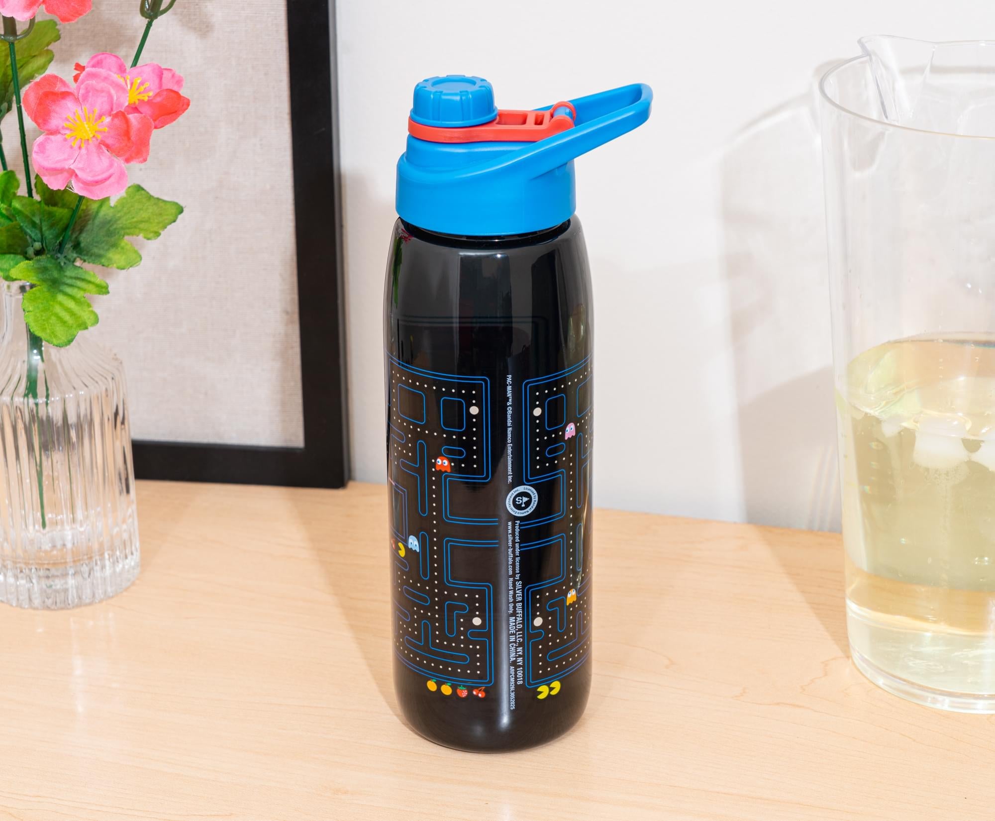 PAC-MAN Arcade Game Screen Maze 28-Ounce Water Bottle With Lid