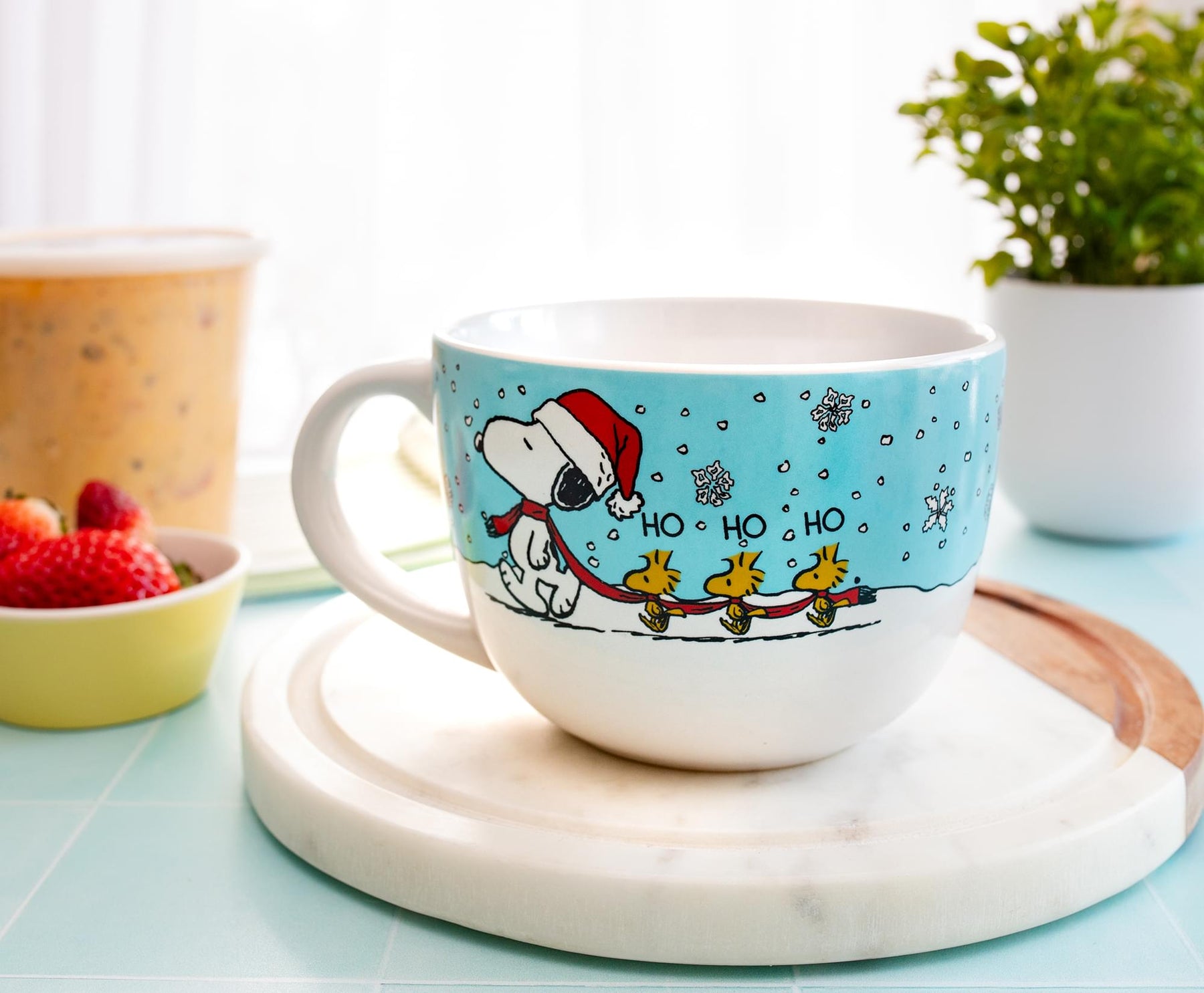 Peanuts Snoopy and Woodstock Holiday Ceramic Soup Mug | Holds 24 Ounces