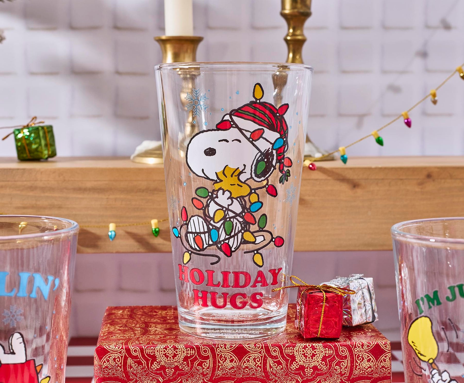 Peanuts Snoopy Holiday 16-Ounce Pint Glasses | Set Of 4