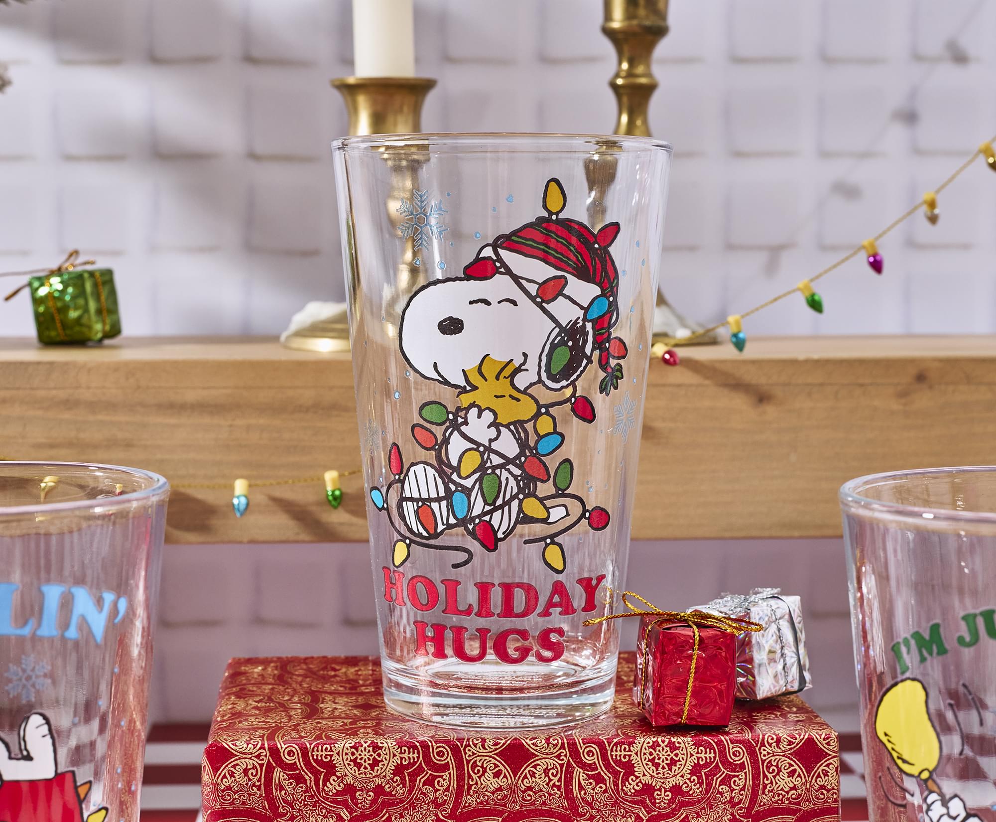 Peanuts Snoopy Holiday 16-Ounce Pint Glasses | Set Of 4