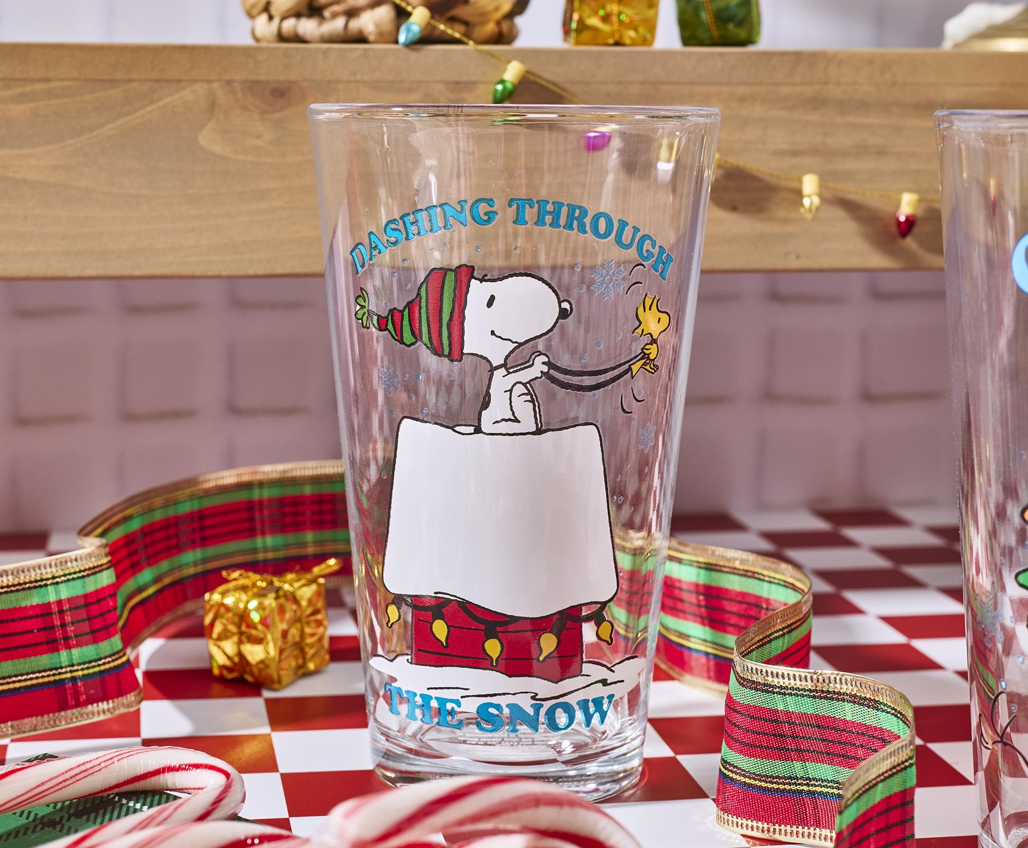 Peanuts Snoopy Holiday 16-Ounce Pint Glasses | Set Of 4