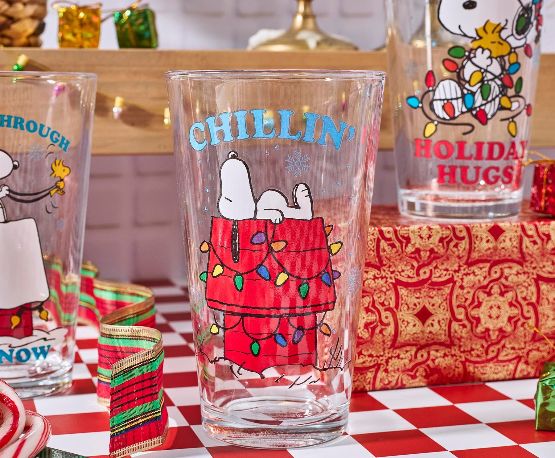 Peanuts Snoopy Holiday 16-Ounce Pint Glasses | Set Of 4