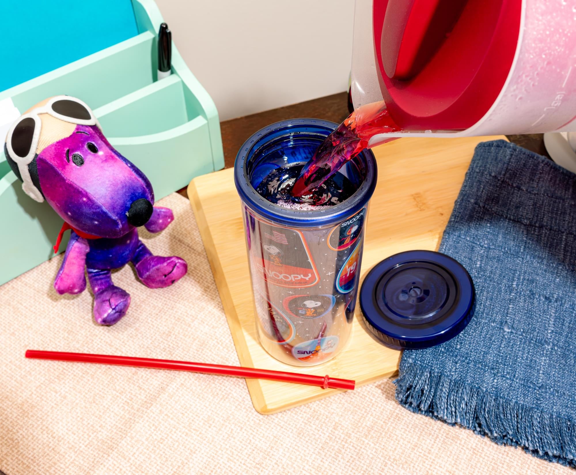Peanuts Snoopy Space Explorer 20-Ounce Carnival Cup With Lid and Straw