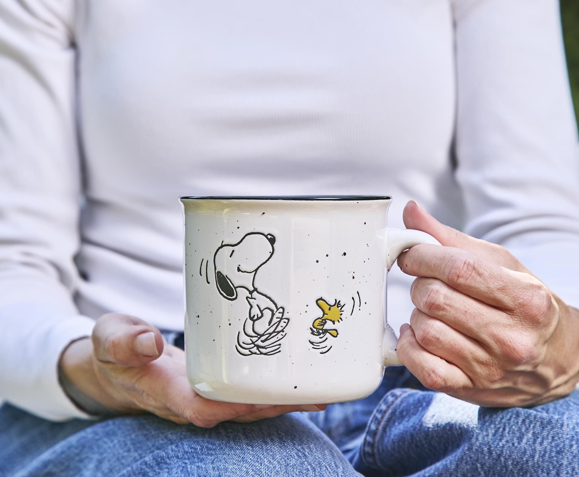 Peanuts Snoopy and Woodstock Dancing 20-Ounce Ceramic Camper Mug
