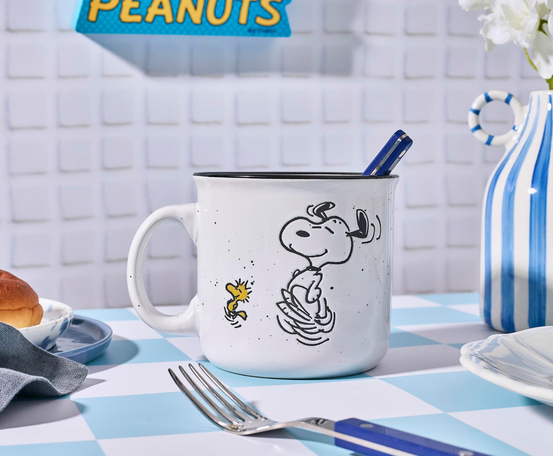 Peanuts Snoopy and Woodstock Dancing 20-Ounce Ceramic Camper Mug