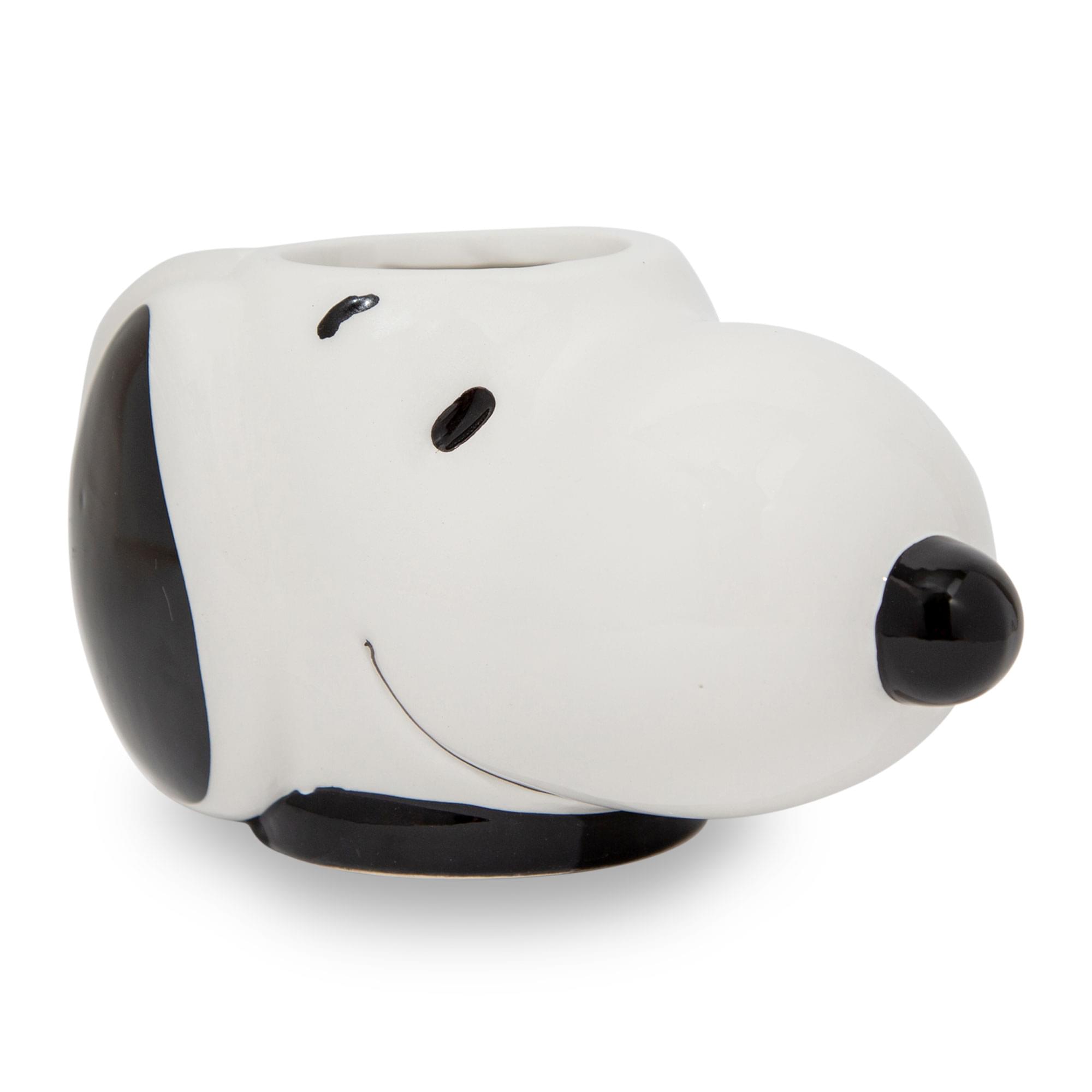 Peanuts Snoopy 3D Sculpted Ceramic Mug | Holds 20 Ounces