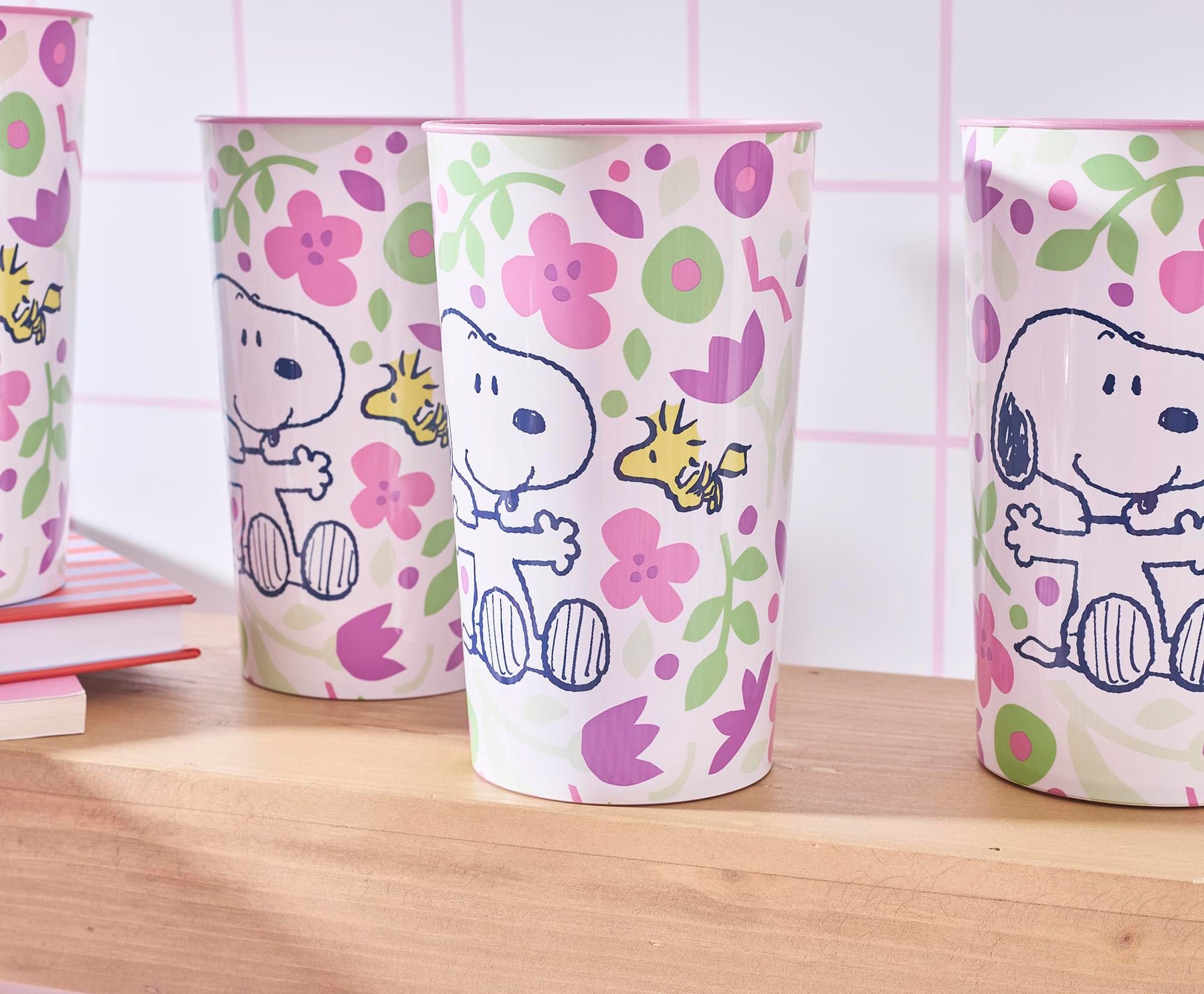 Peanuts Snoopy and Woodstock Springtime 22-Ounce Plastic Cups | Set Of 4
