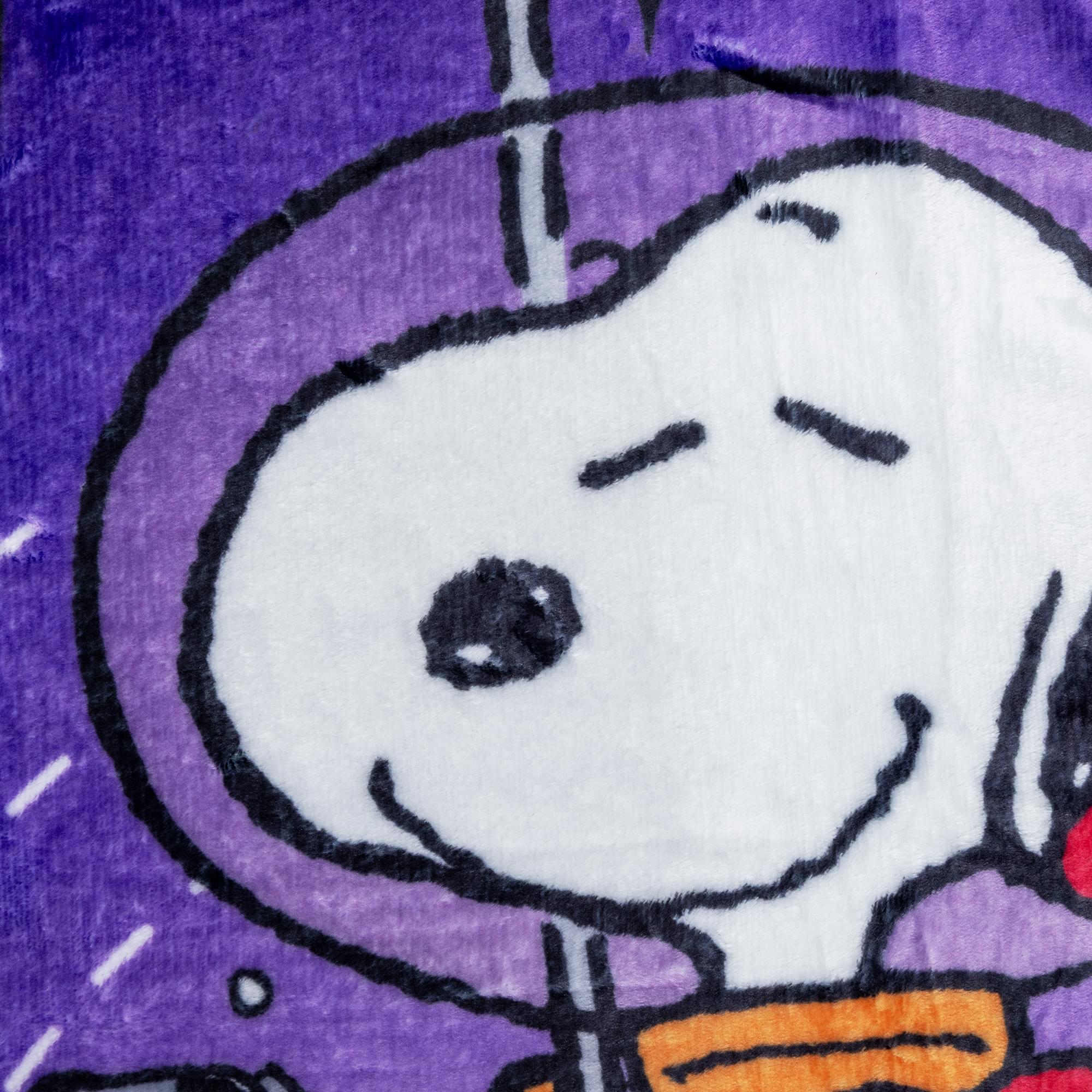 Peanuts Snoopy "First Beagle On The Moon" Fleece Throw Blanket | 45 x 60 Inches