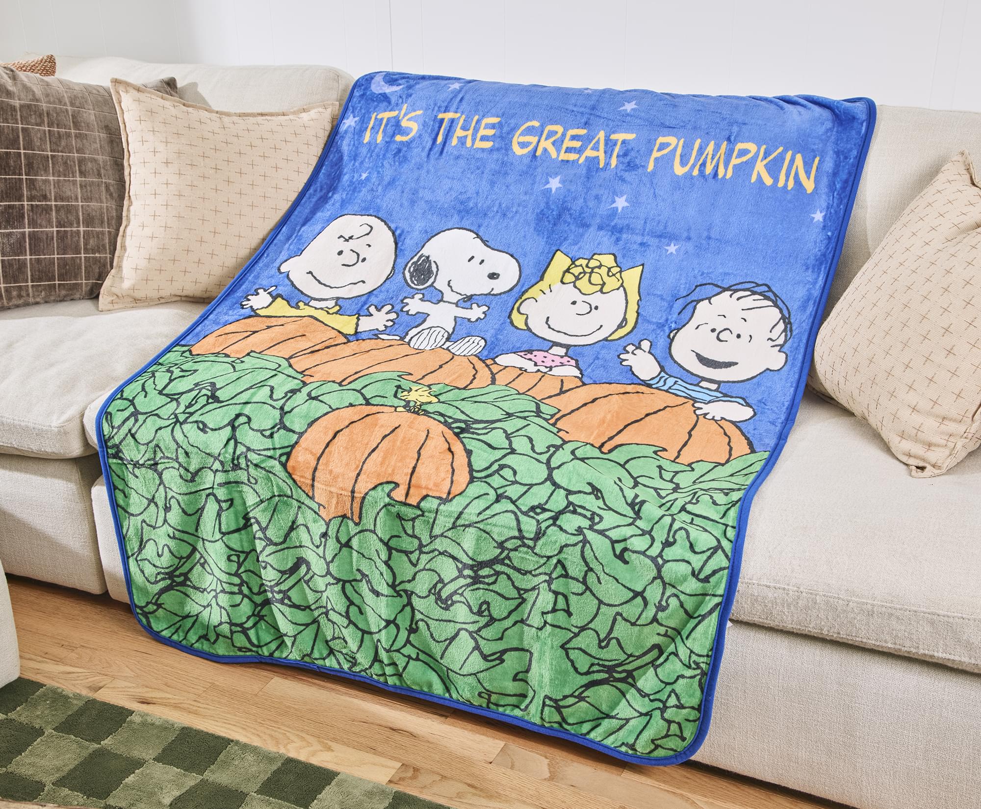 Peanuts "It's The Great Pumpkin" Fleece Throw Blanket | 45 x 60 Inches