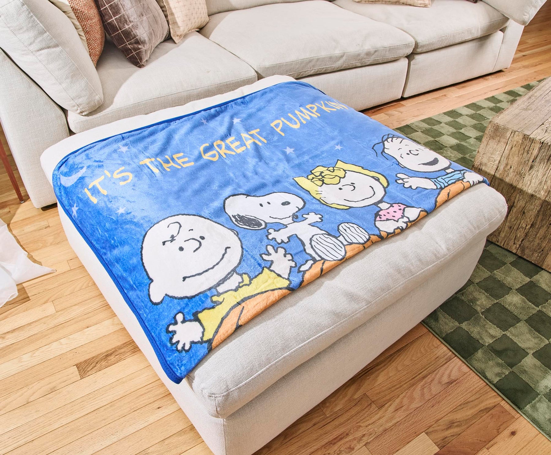 Peanuts "It's The Great Pumpkin" Fleece Throw Blanket | 45 x 60 Inches