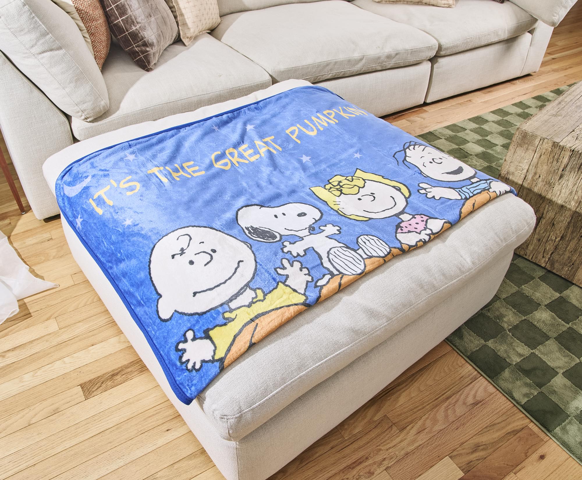 Peanuts "It's The Great Pumpkin" Fleece Throw Blanket | 45 x 60 Inches
