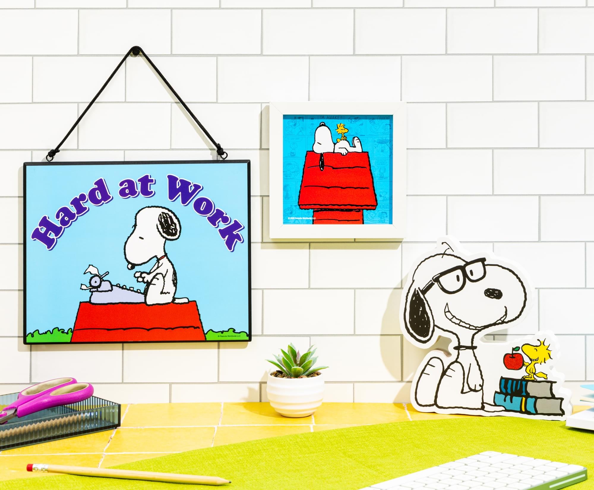 Peanuts Snoopy and Woodstock Bookworm MDF Box Sign