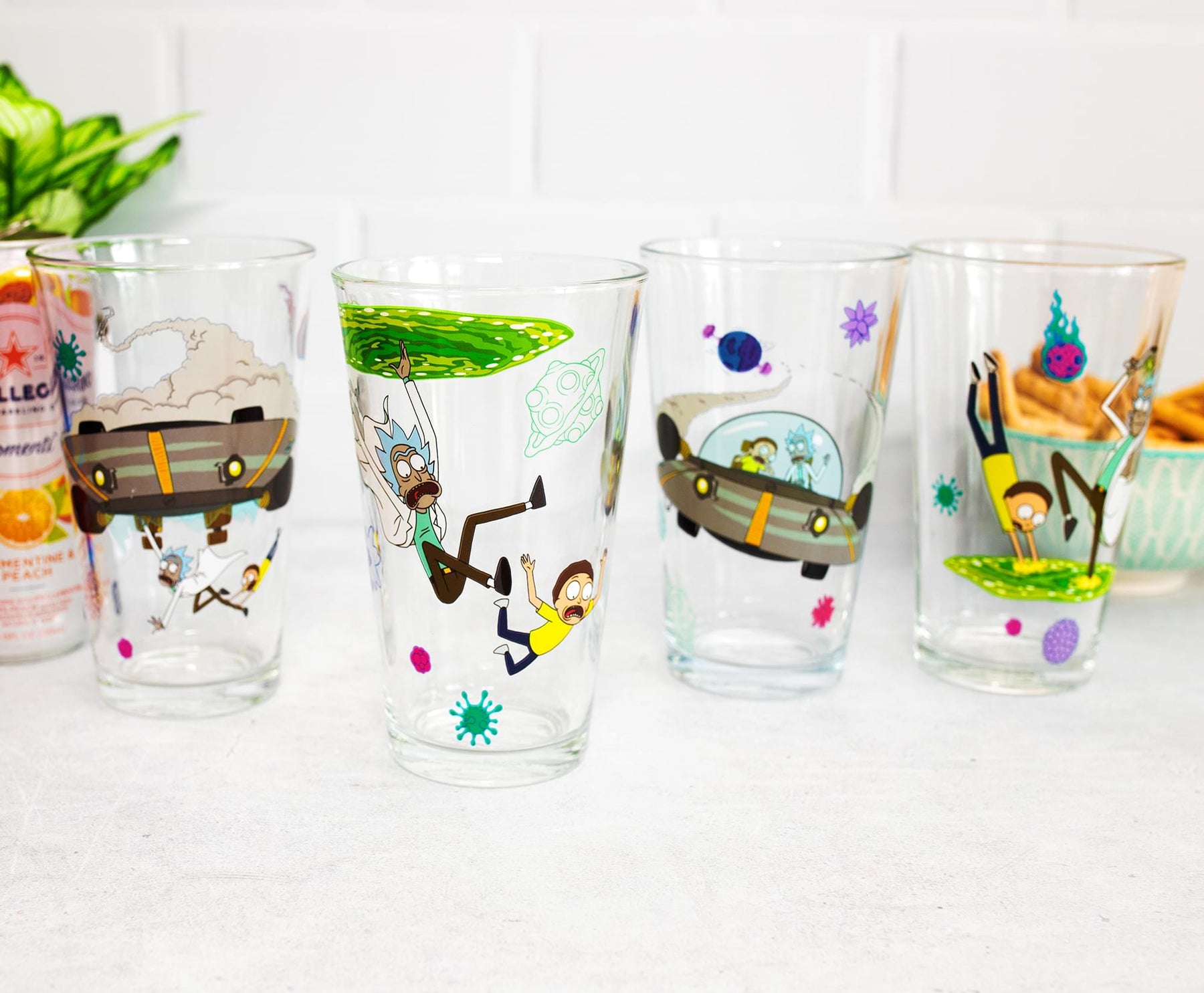 Rick and Morty 16-Ounce Pint Glasses | Set of 4