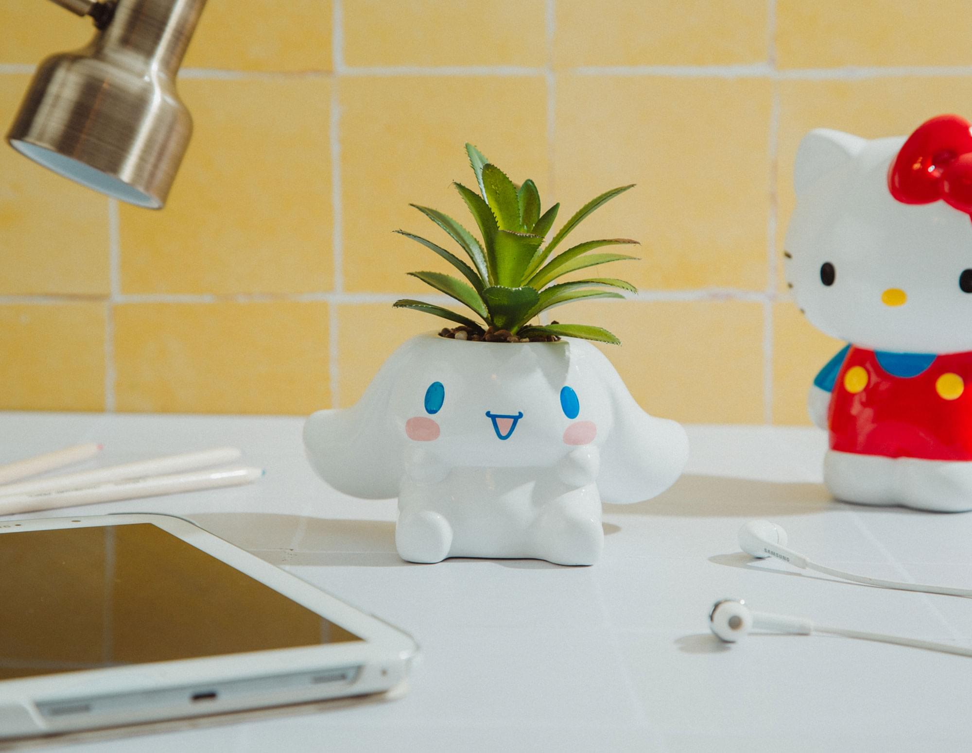 Sanrio Cinnamoroll 3-Inch Ceramic Mini Planter With Artificial Succulent