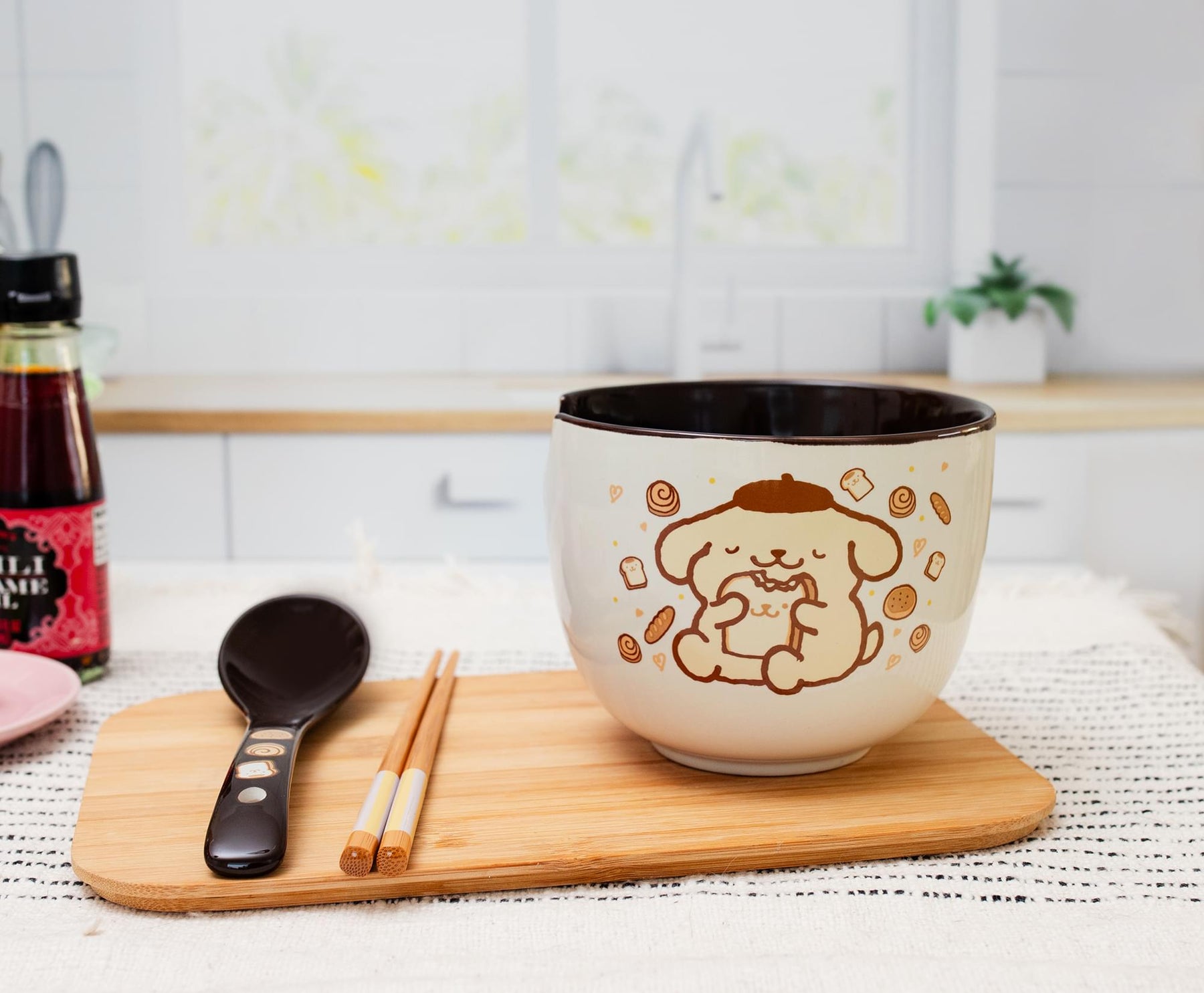 Sanrio Pompompurin 20-Ounce Ramen Bowl With Chopsticks and Spoon