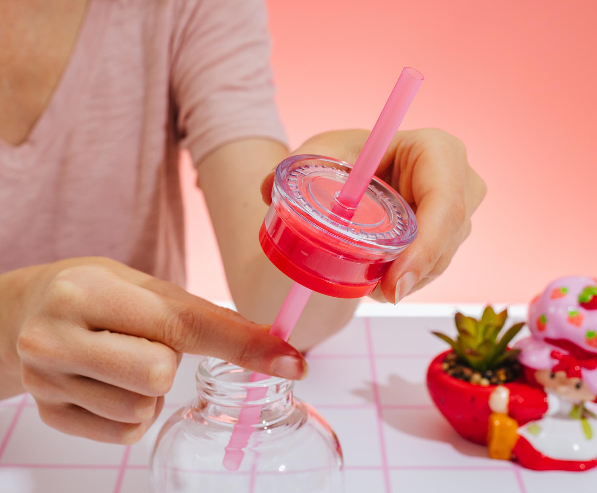 Strawberry Shortcake 15-Ounce Glass Milk Bottle With Straw