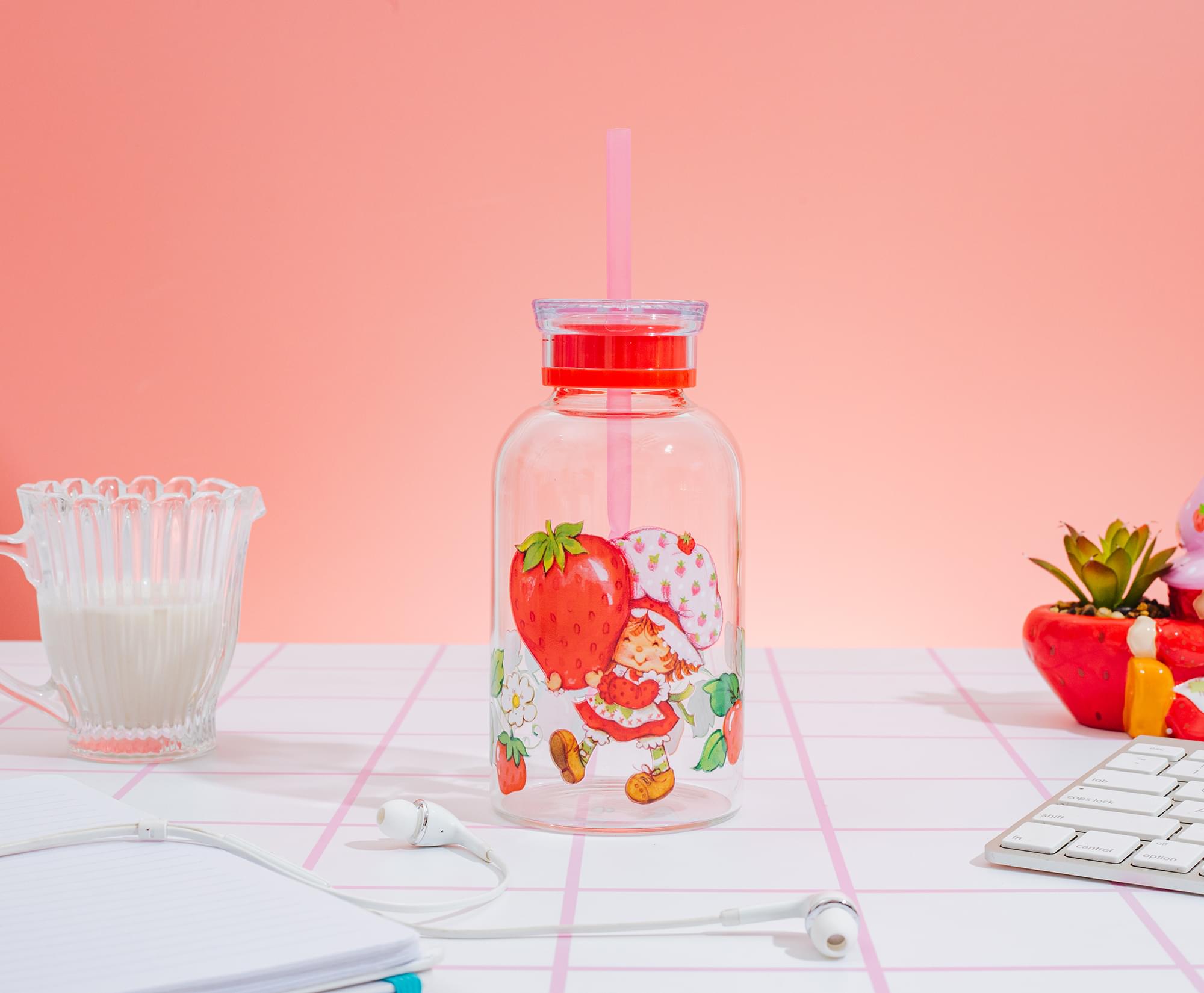 Strawberry Shortcake 15-Ounce Glass Milk Bottle With Straw