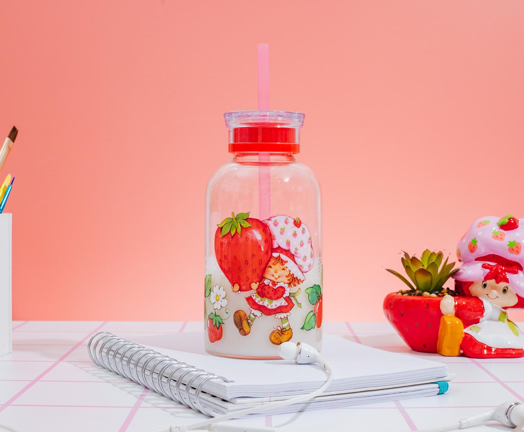 Strawberry Shortcake 15-Ounce Glass Milk Bottle With Straw