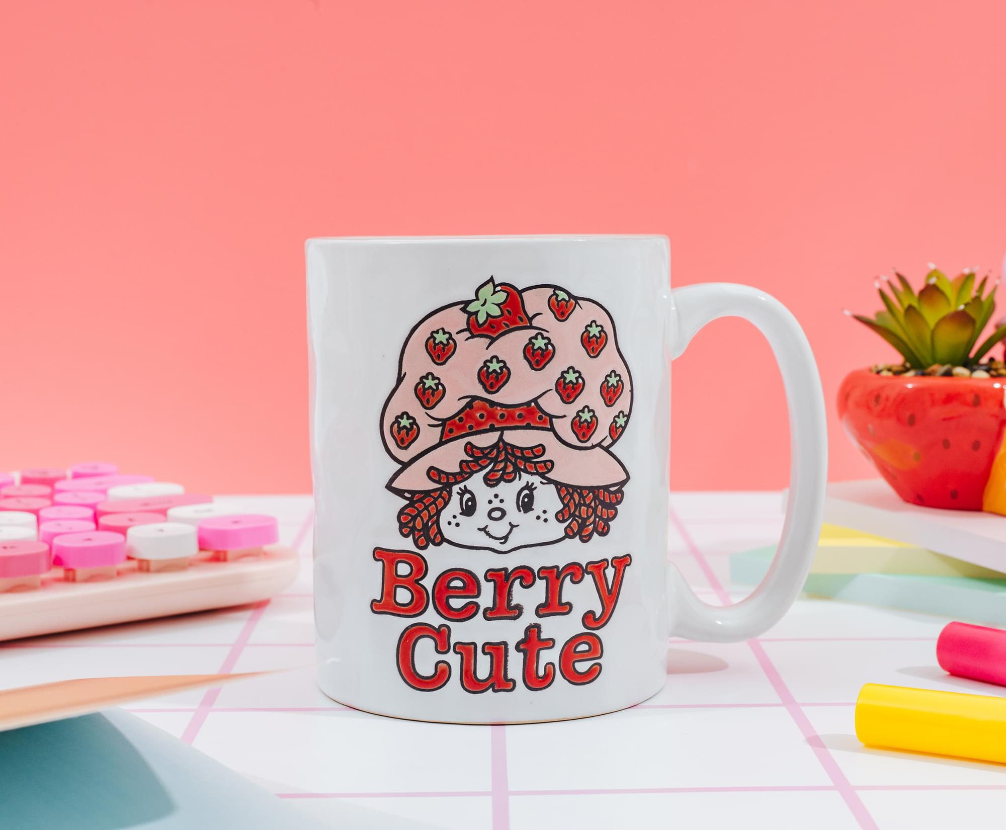 Strawberry Shortcake "Berry Cute" Ceramic Pottery Mug | Holds 17 Ounces