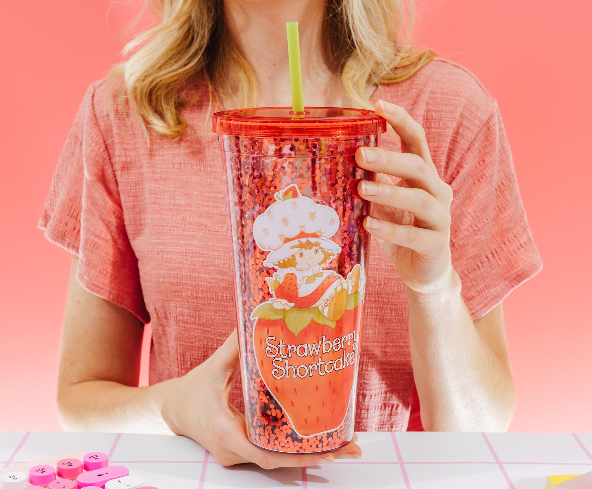 Strawberry Shortcake 32-Ounce Confetti Carnival Cup With Lid and Straw