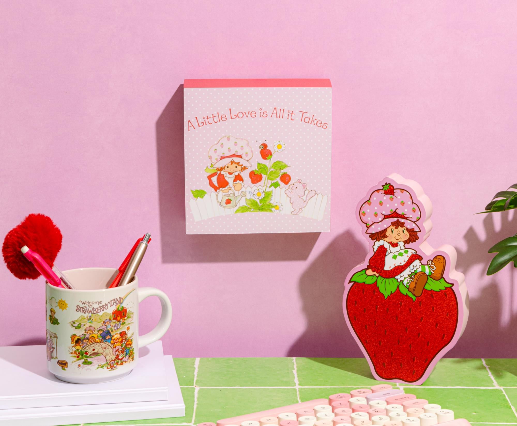 Strawberry Shortcake Berry Sit Glitter MDF Box Wall Sign