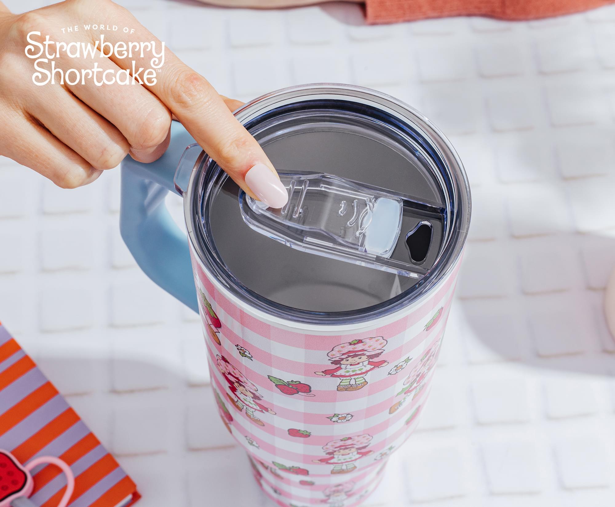Strawberry Shortcake Pink Pattern 40-Ounce Stainless Steel Tumbler With Handle