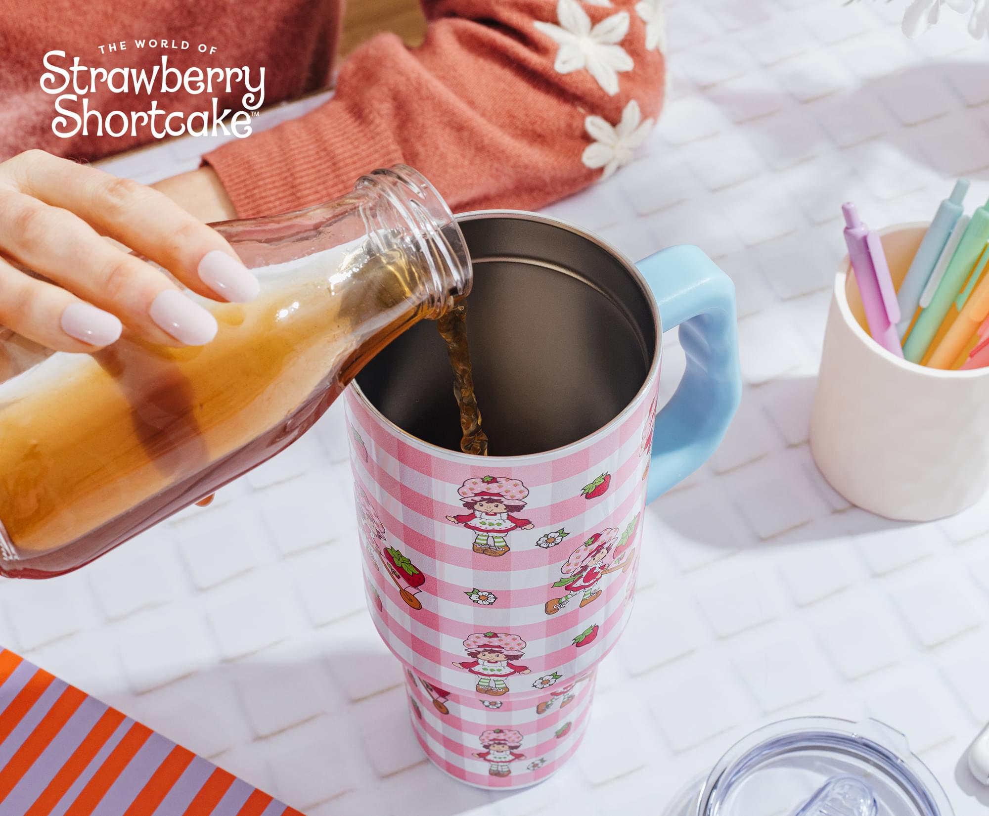 Strawberry Shortcake Pink Pattern 40-Ounce Stainless Steel Tumbler With Handle