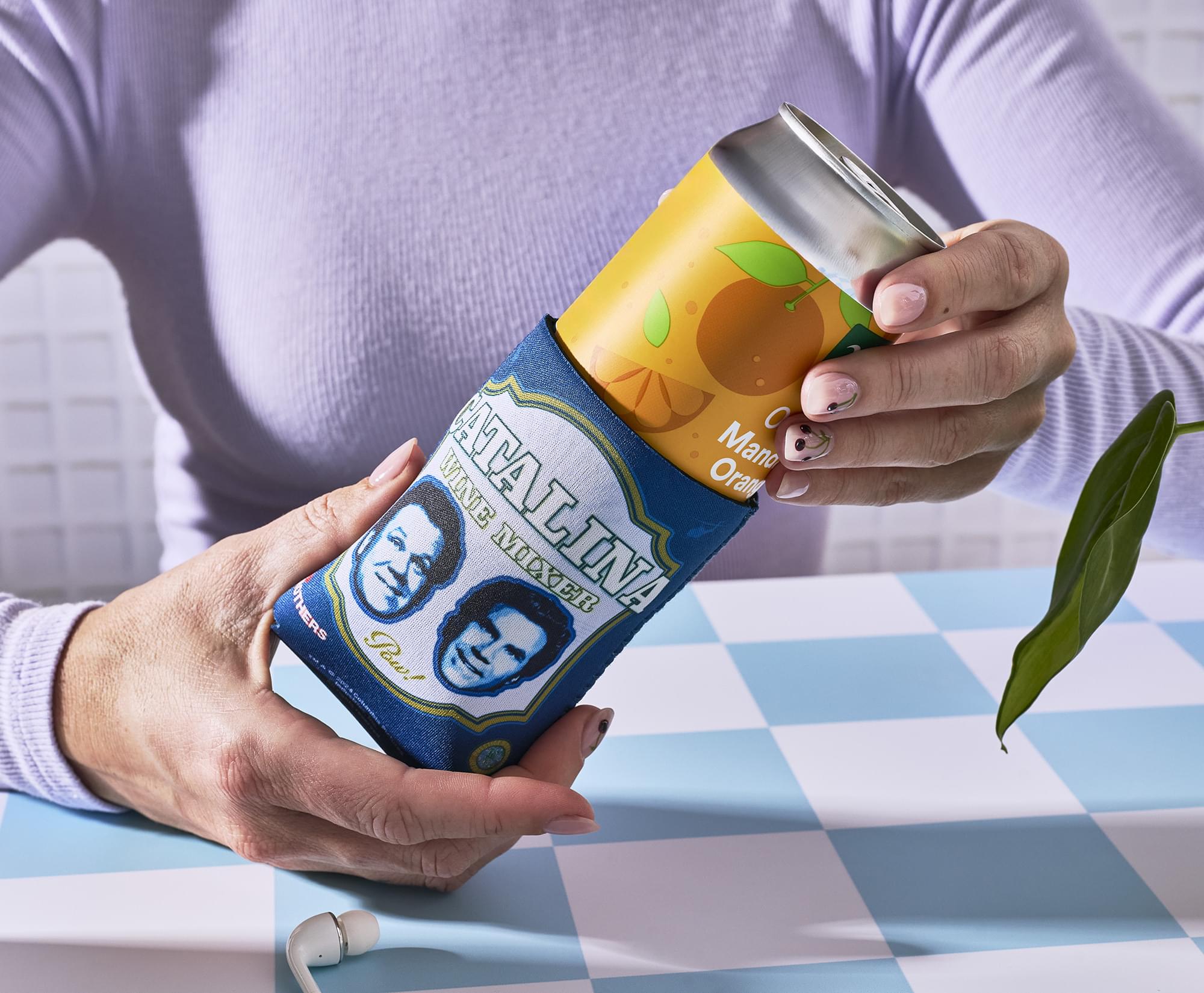 Step Brothers "Catalina Wine Mixer" Foam Can Hugger