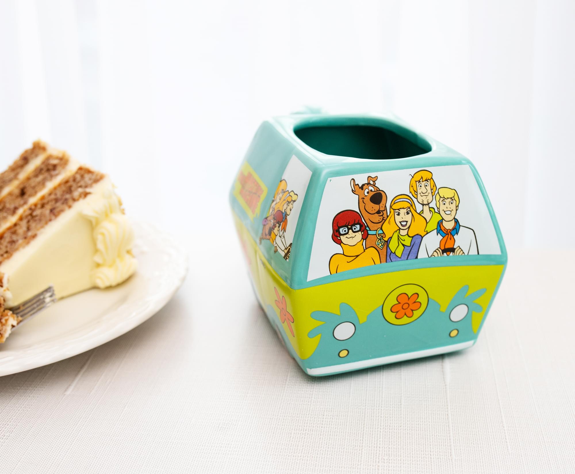 Scooby Doo Mystery Machine Sculpted Ceramic Mug | Holds 20 Ounces