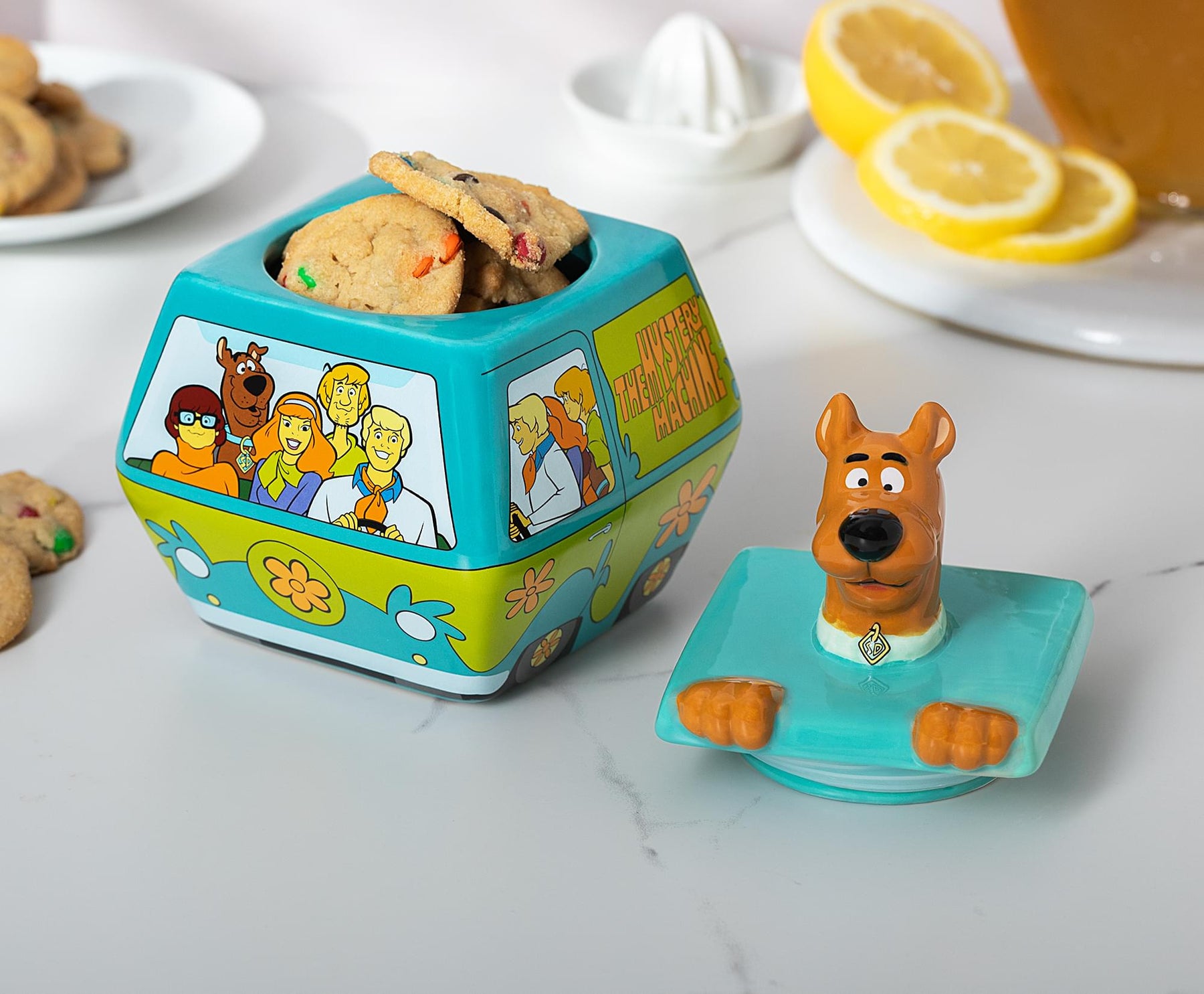 Scooby-Doo Mystery Machine 7-Inch Sculpted Ceramic Snack Jar