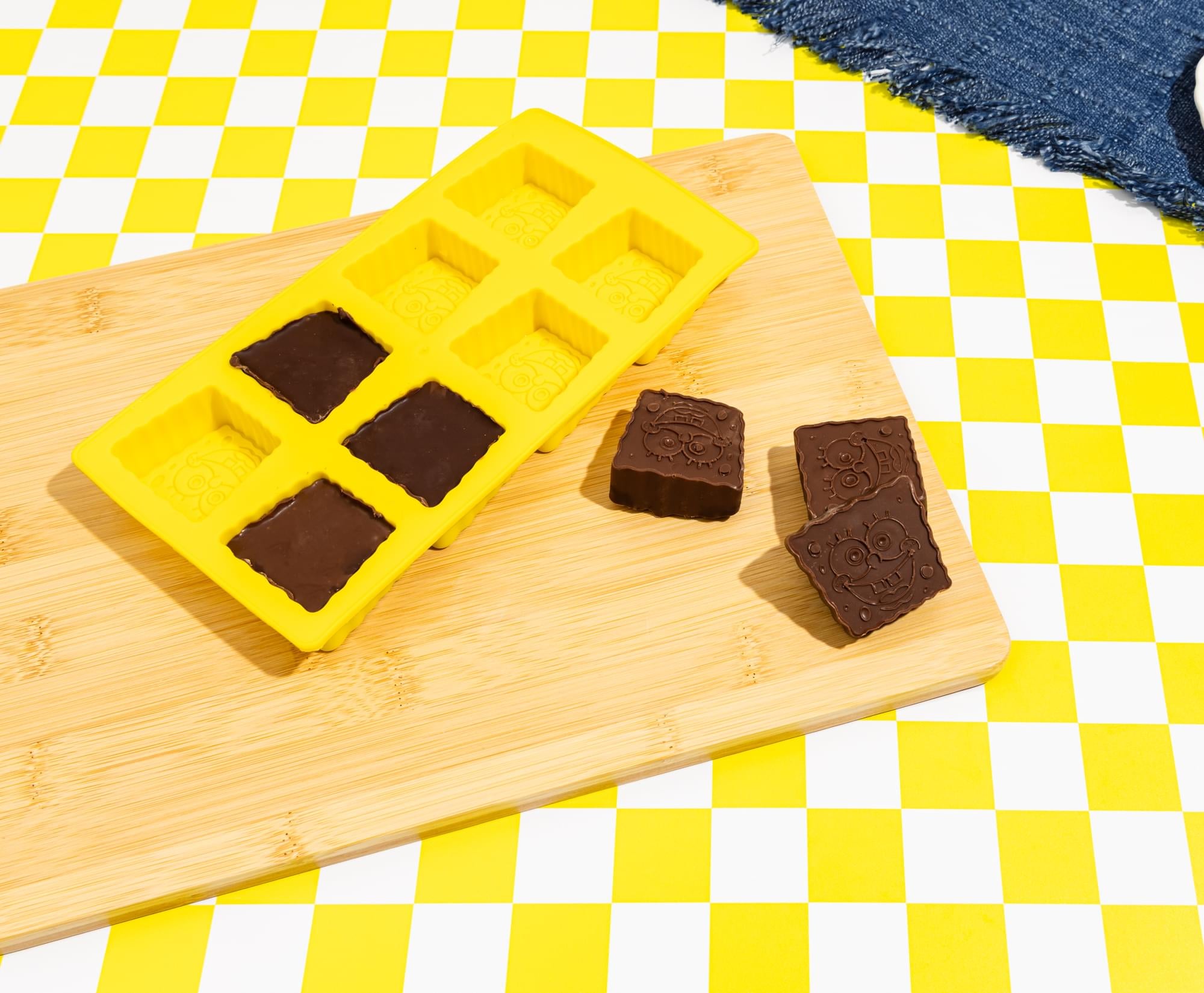 Nickelodeon SpongeBob SquarePants Face Molded Silicone Ice Cube Tray