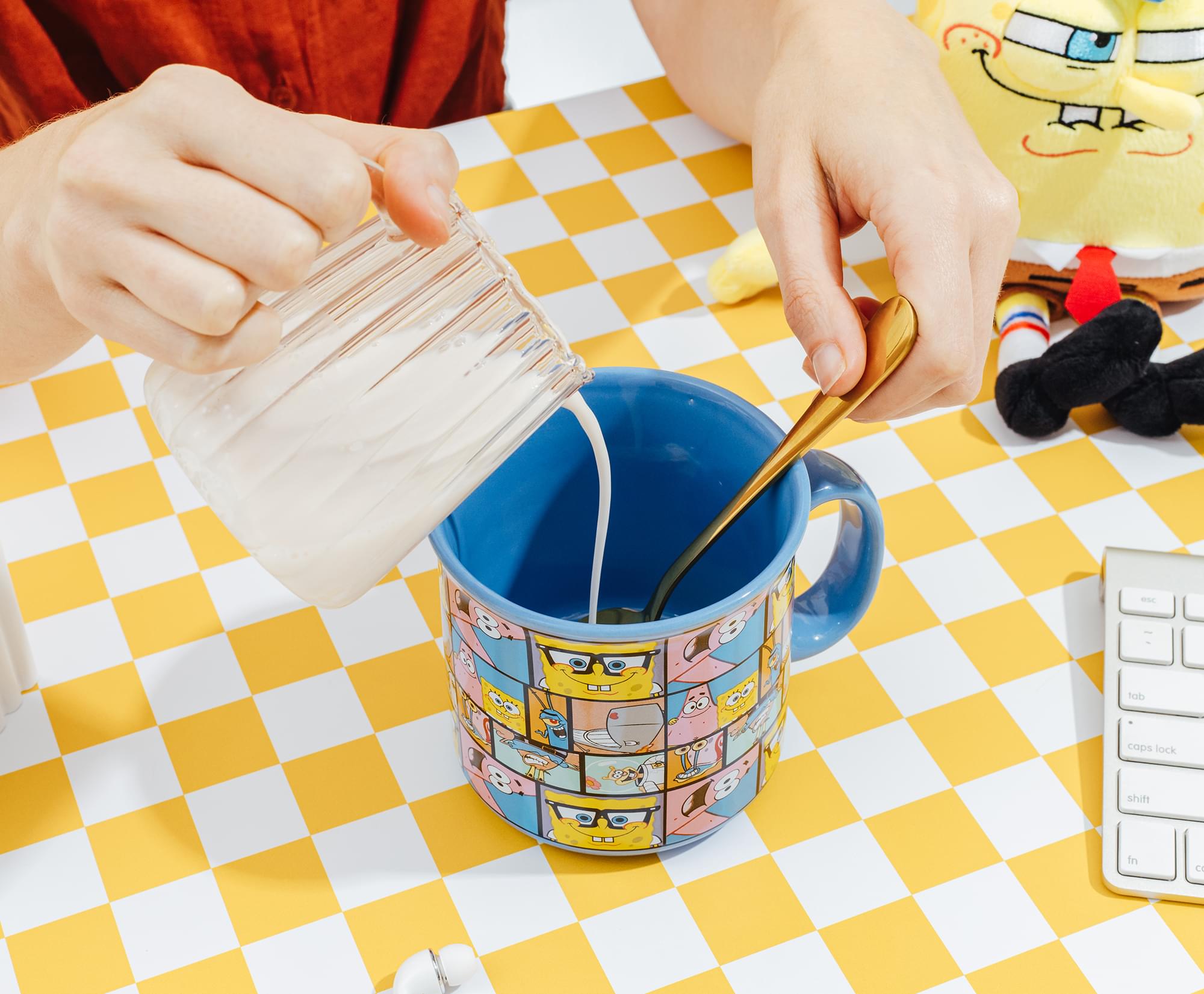 Nickelodeon SpongeBob SquarePants Character Grid 20-Ounce Ceramic Camper Mug