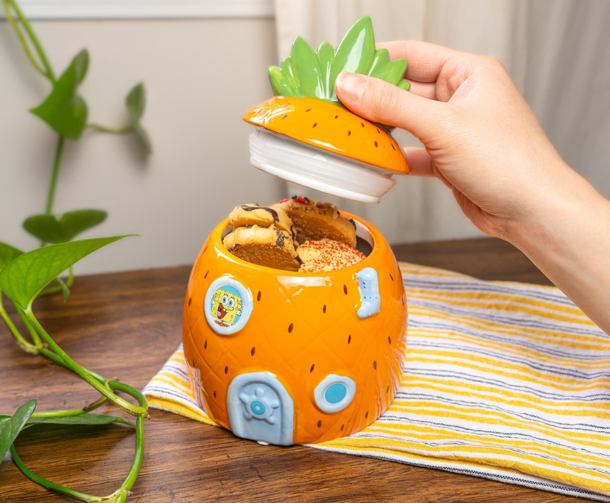 Nickelodeon SpongeBob SquarePants Pineapple House Sculpted Ceramic Snack Jar