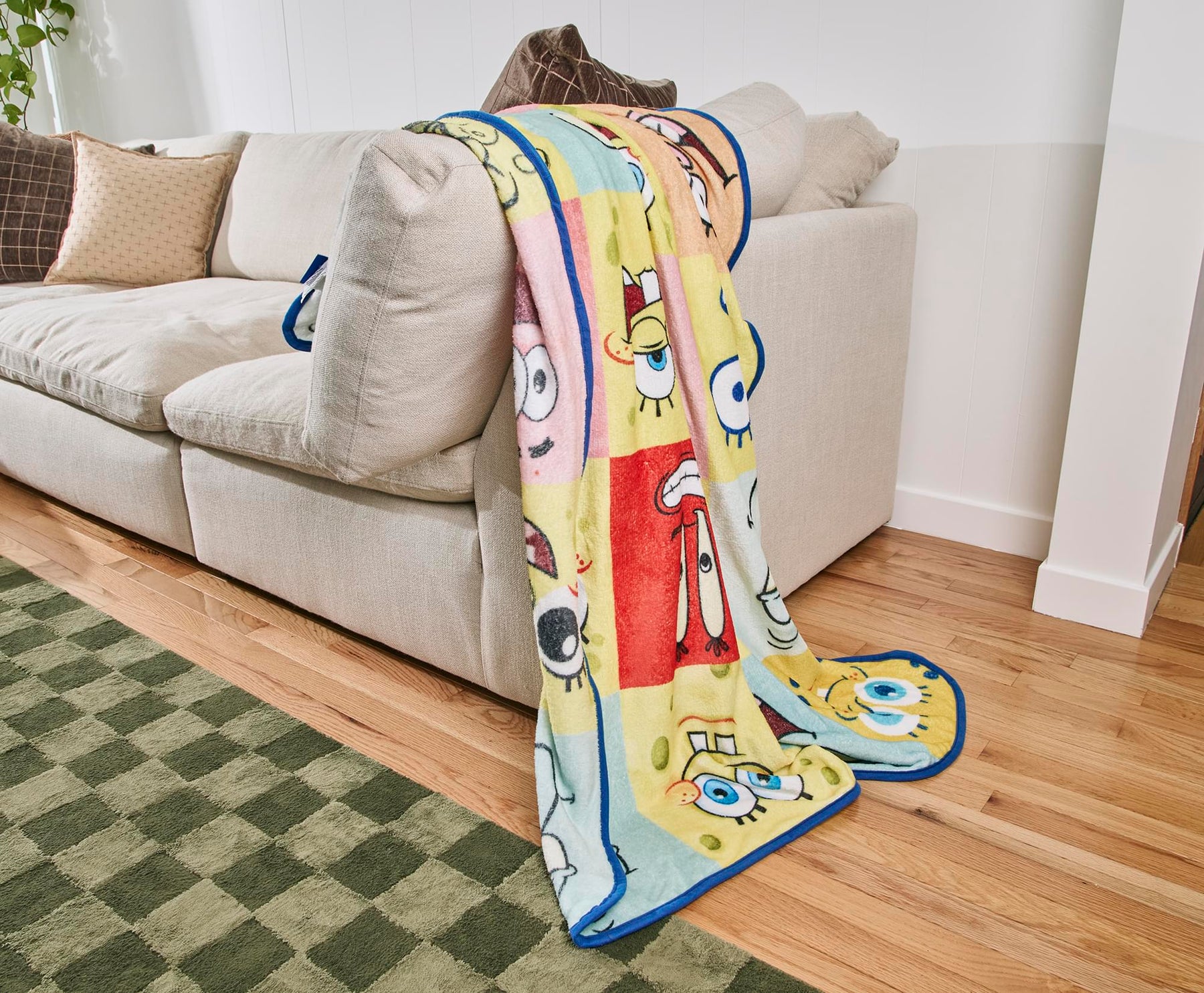 SpongeBob SquarePants Character Faces Fleece Throw Blanket | 45 x 60 Inches