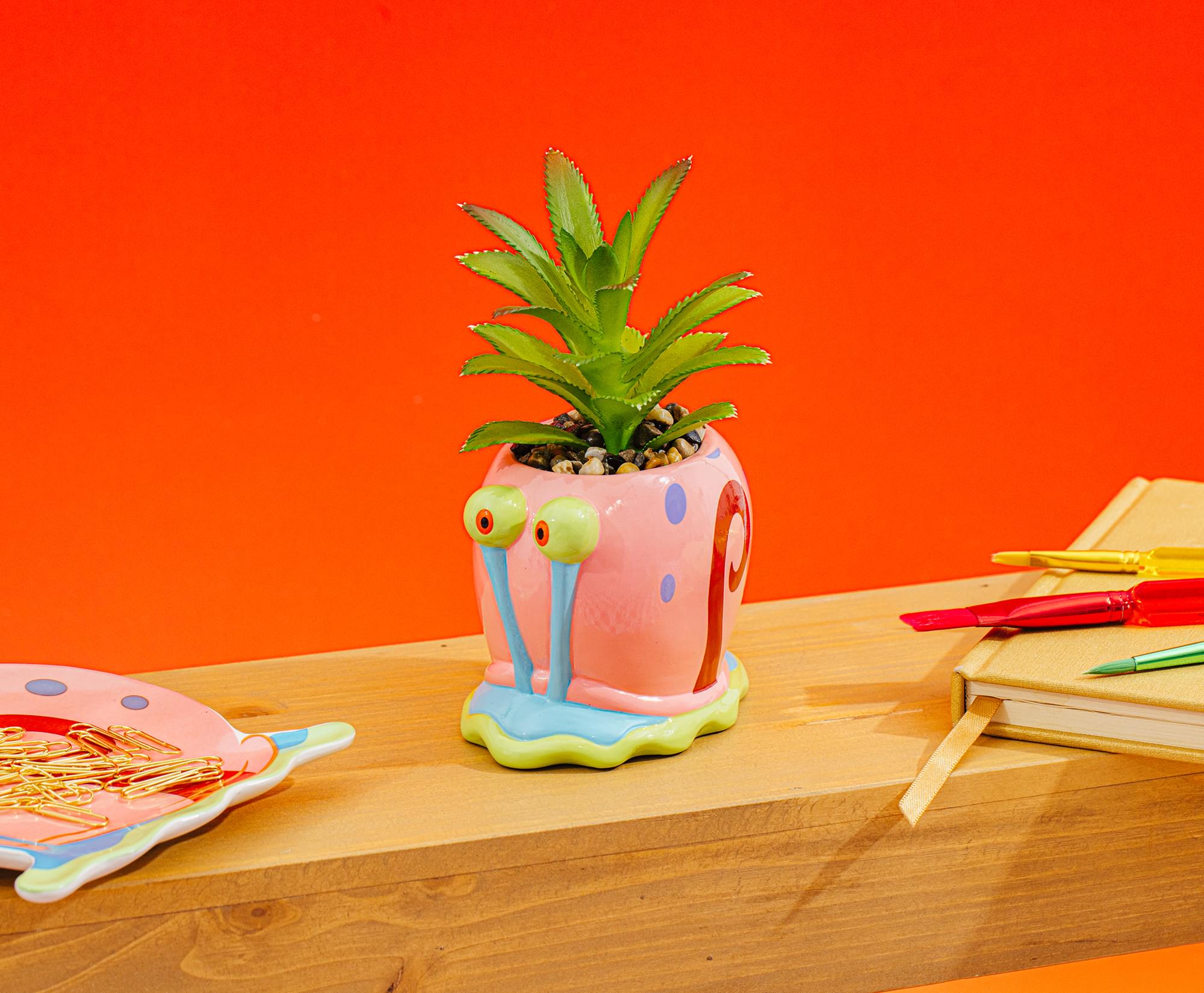 Nickelodeon SpongeBob SquarePants Gary Mini Planter With Artificial Succulent