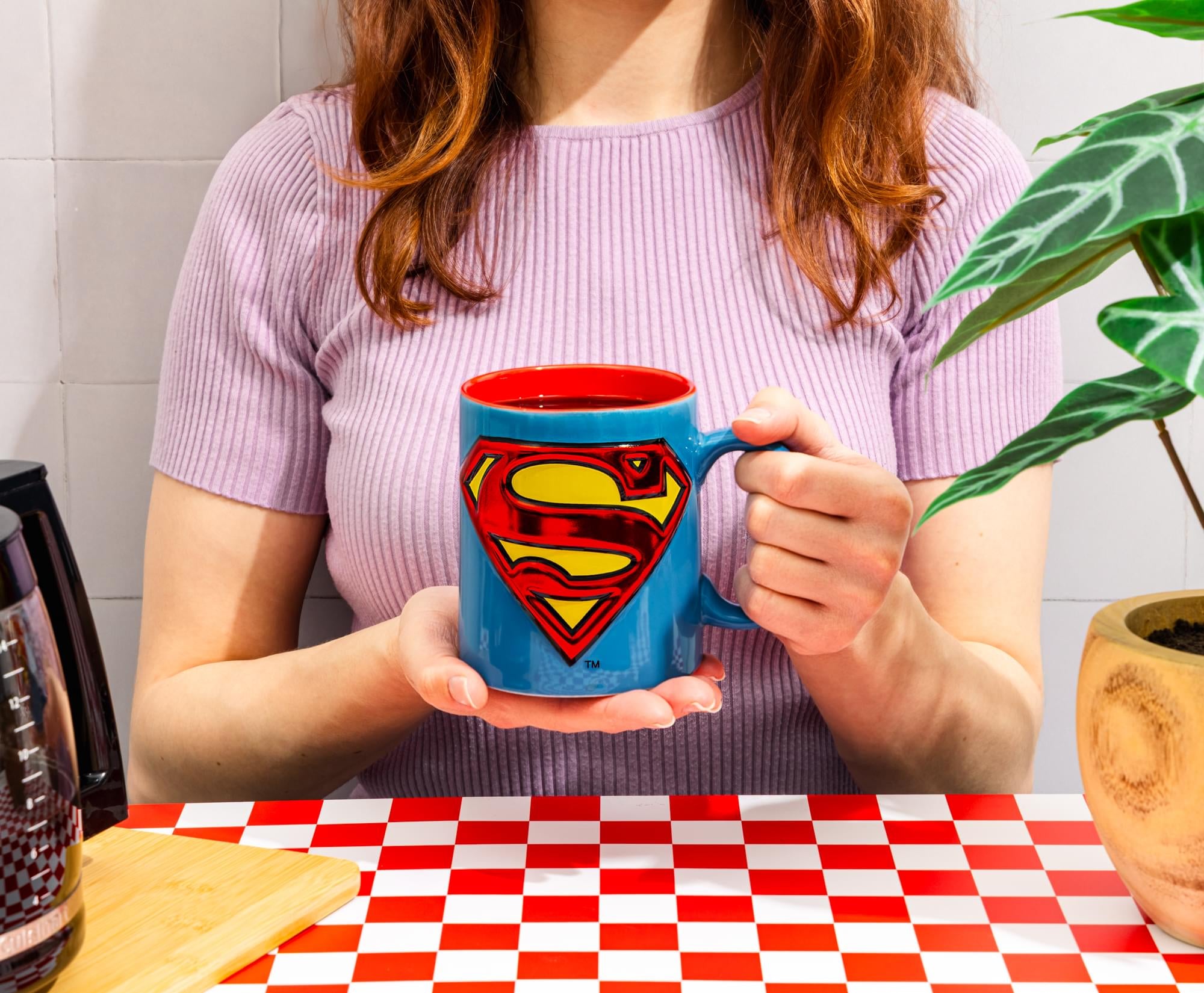 DC Comics Superman Logo Embossed Foil 20-Ounce Ceramic Mug