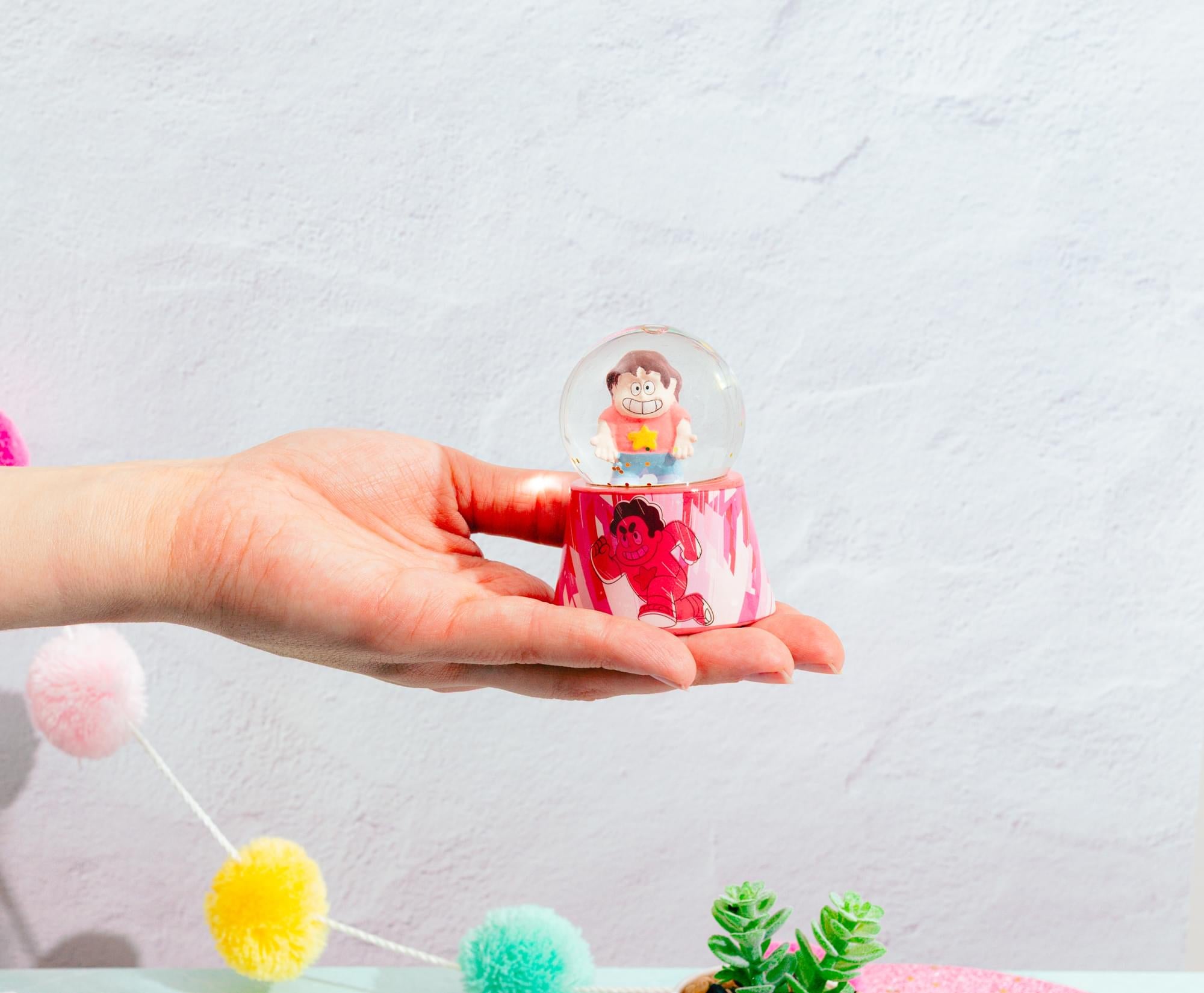Steven Universe Mini Light-Up Snow Globe | 3 Inches Tall