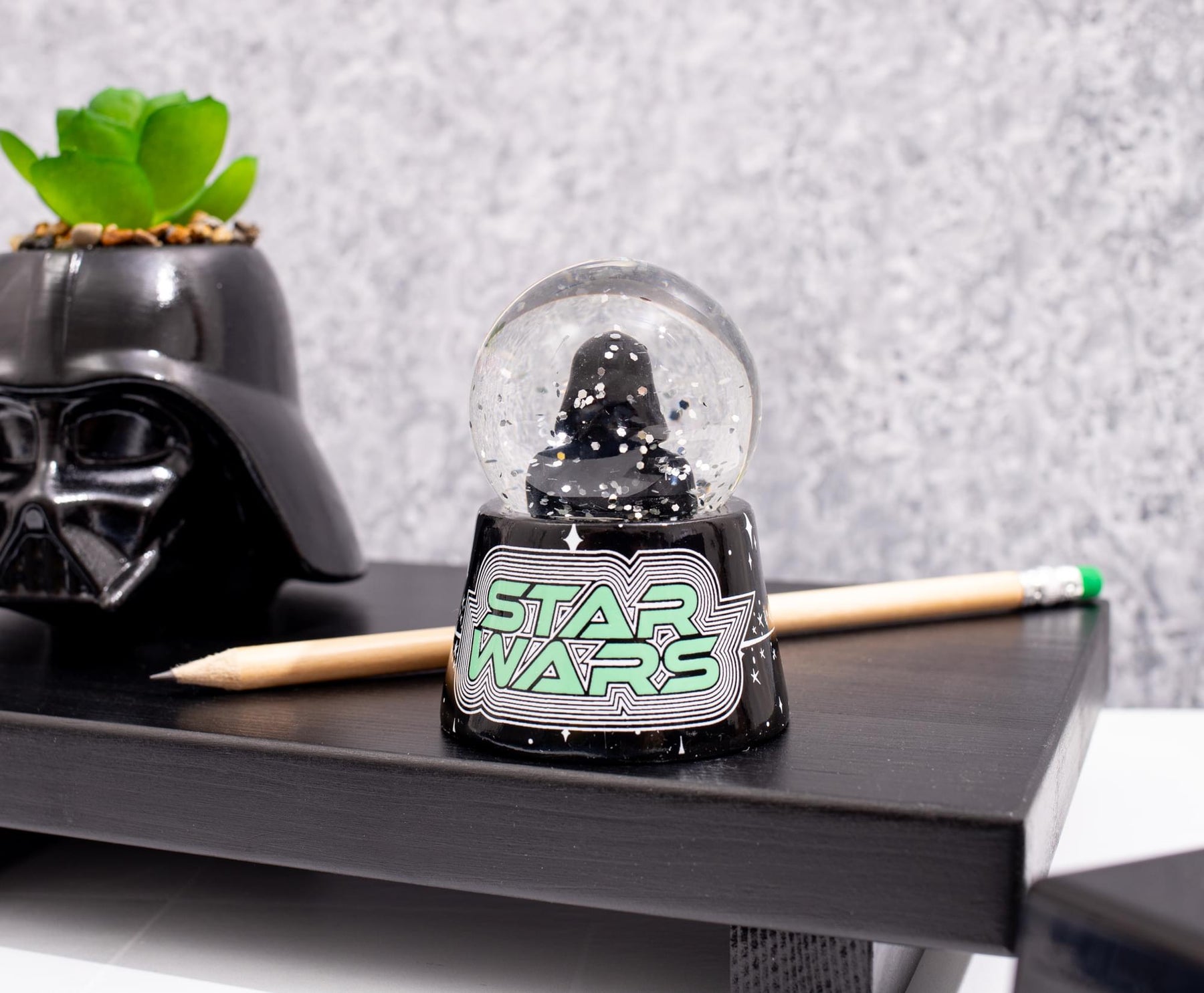 Star Wars Darth Vader 3-Inch Mini Light-Up Snow Globe