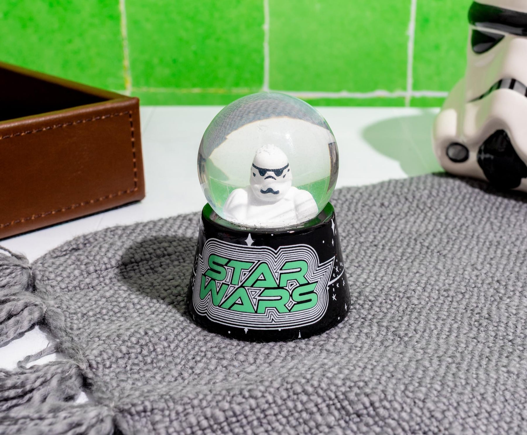 Star Wars Stormtrooper 3-Inch Mini Light-Up Snow Globe