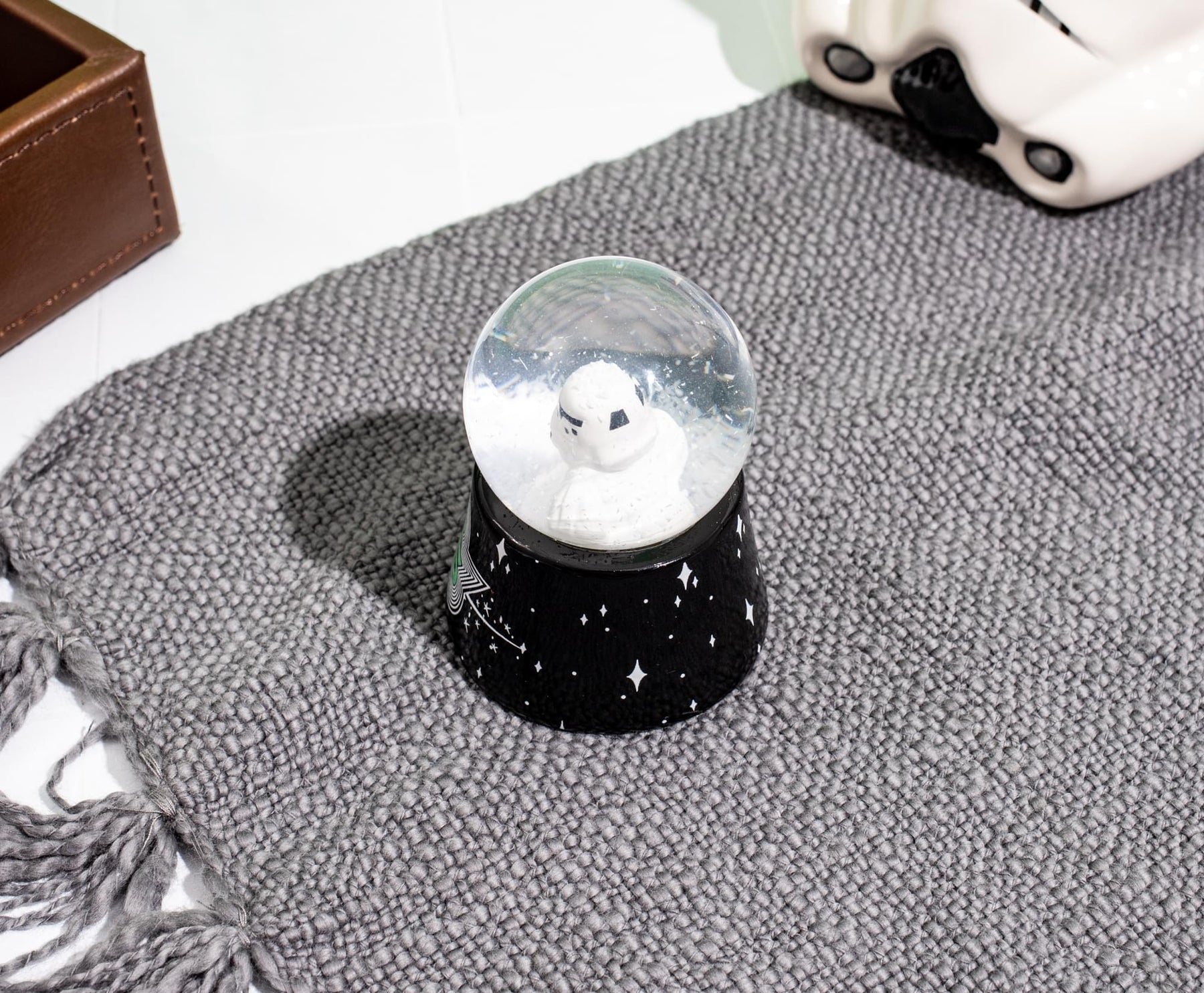 Star Wars Stormtrooper 3-Inch Mini Light-Up Snow Globe