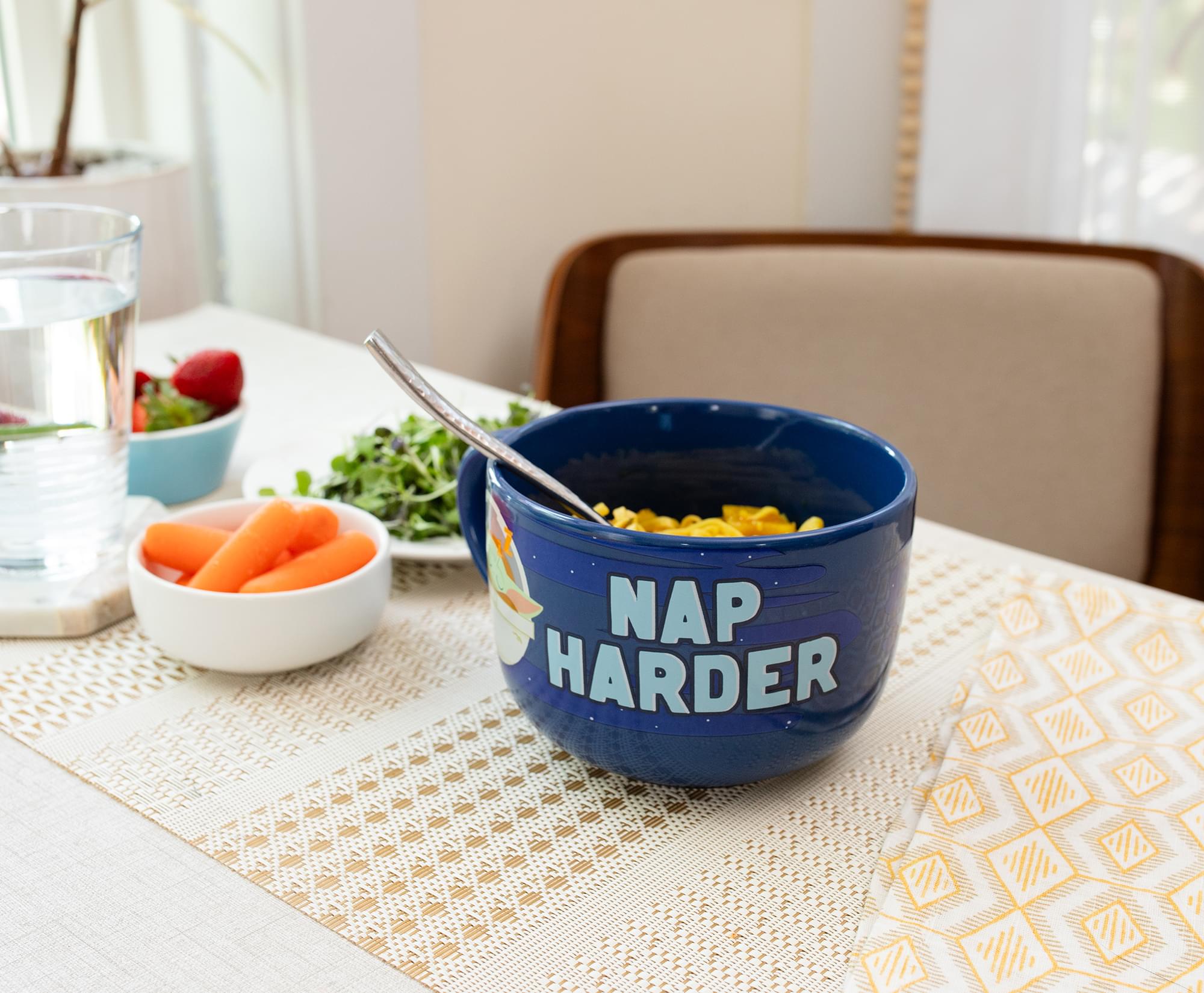 Star Wars: The Mandalorian "Work Hard" Ceramic Soup Mug With Lid | 24 Ounces