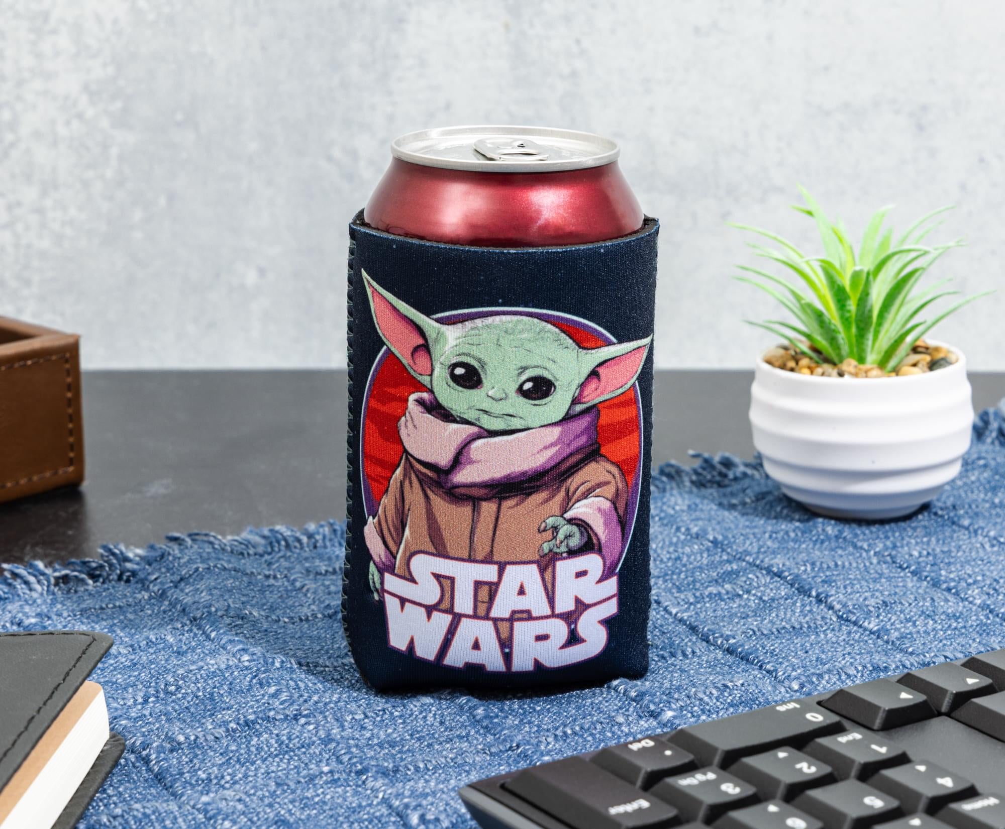Star Wars The Mandalorian Grogu Foam Can Hugger